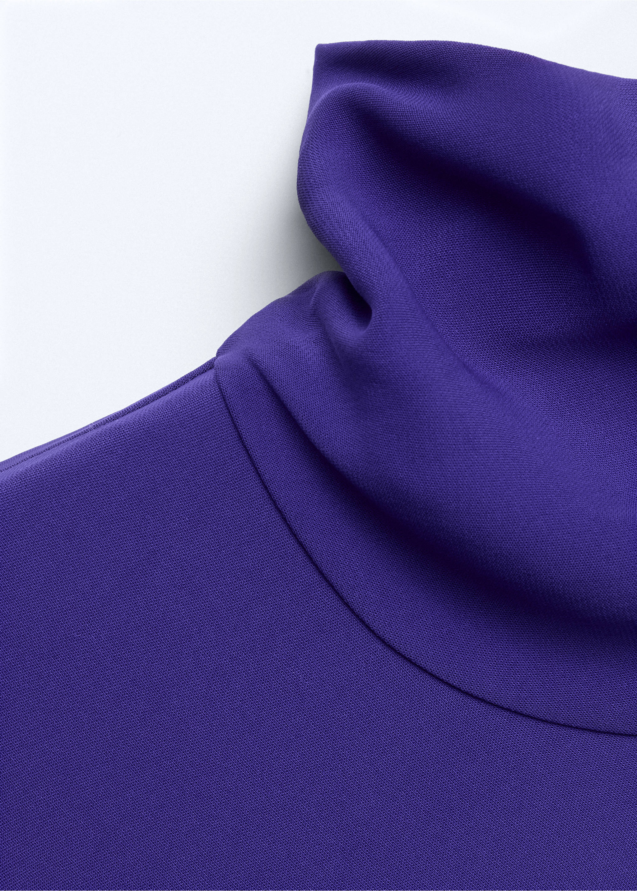 Turtleneck midi-dress - Details of the article 8, Blue. Ref: 37055872-00.