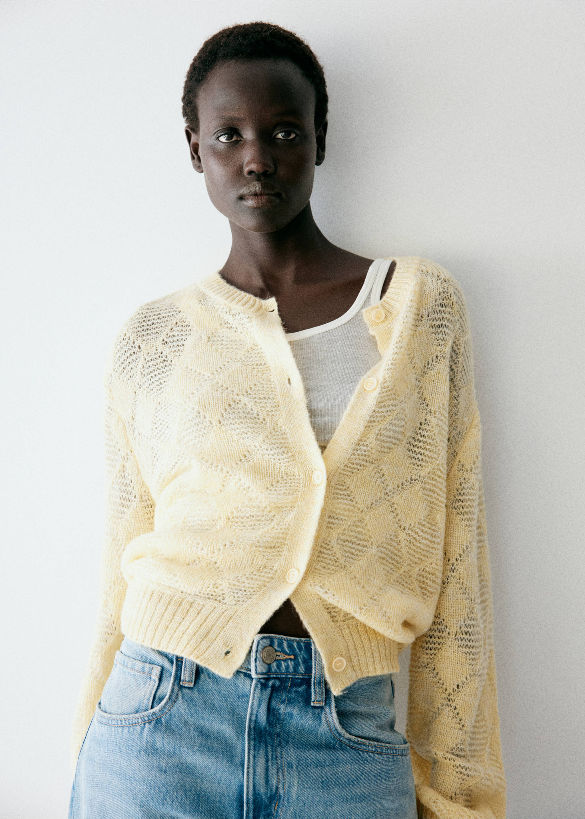 Cardigan de malha rendada aos losangos - Plano médio, Amarelo-pastel. Ref: 37055879-00.