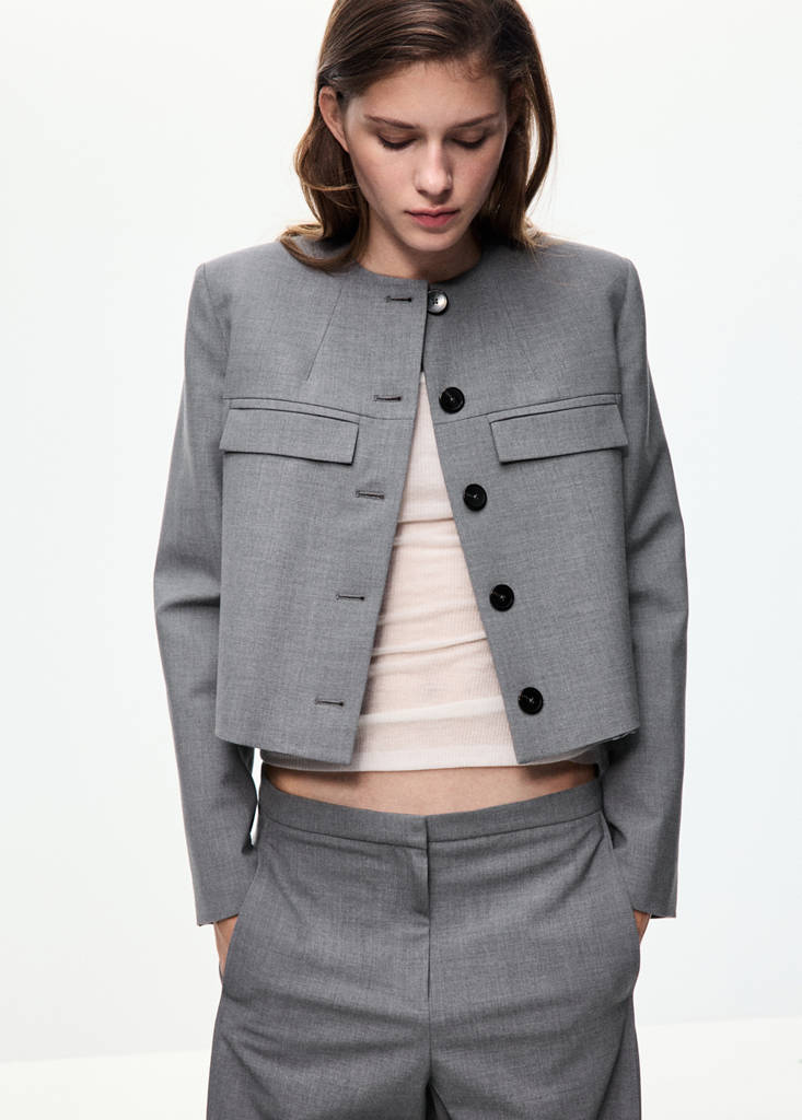 Straight blazer with flap pockets — Grey