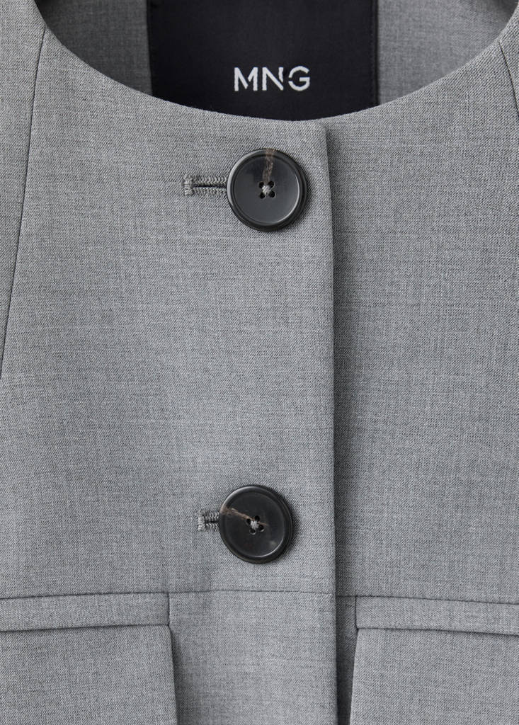 Straight blazer with flap pockets — Grey