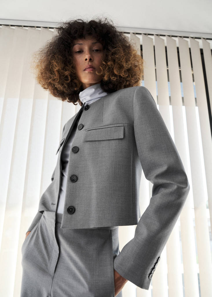 Straight blazer with flap pockets — Grey