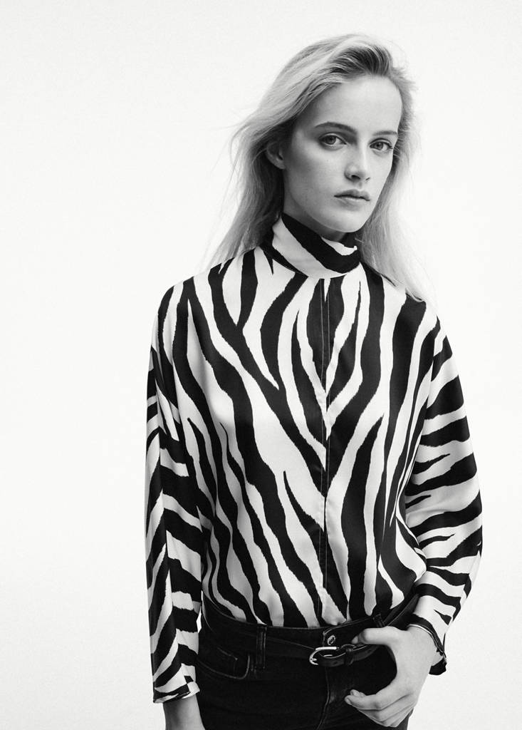 Straight high-neck blouse — Off White