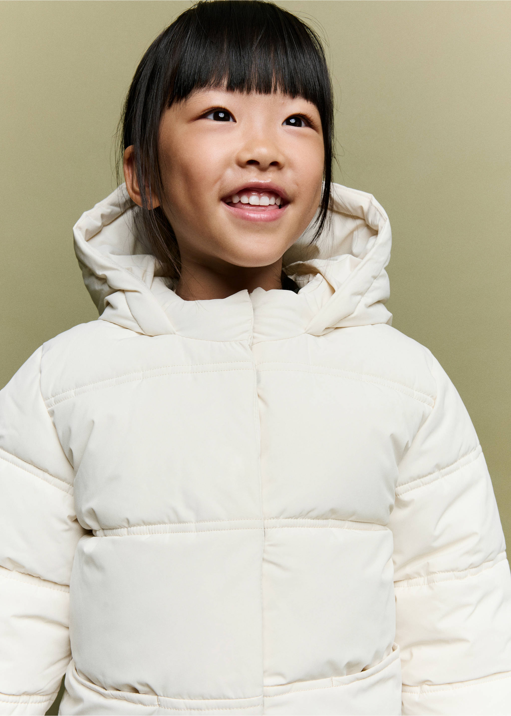 Hood puffer coat - Details of the article 1, Off White. Ref: 37055972-00.