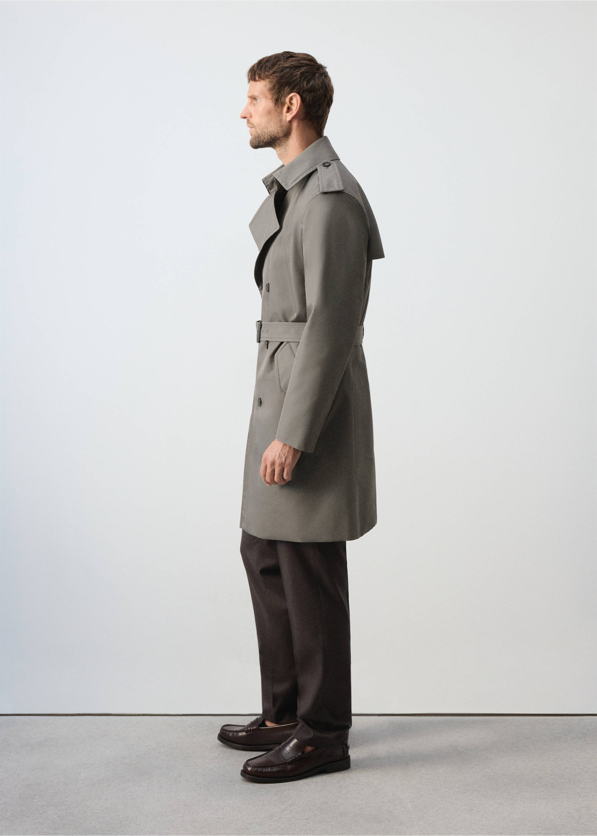 Parka tango - Details of the article 2, Mink Grey. Ref: 37055977-00.