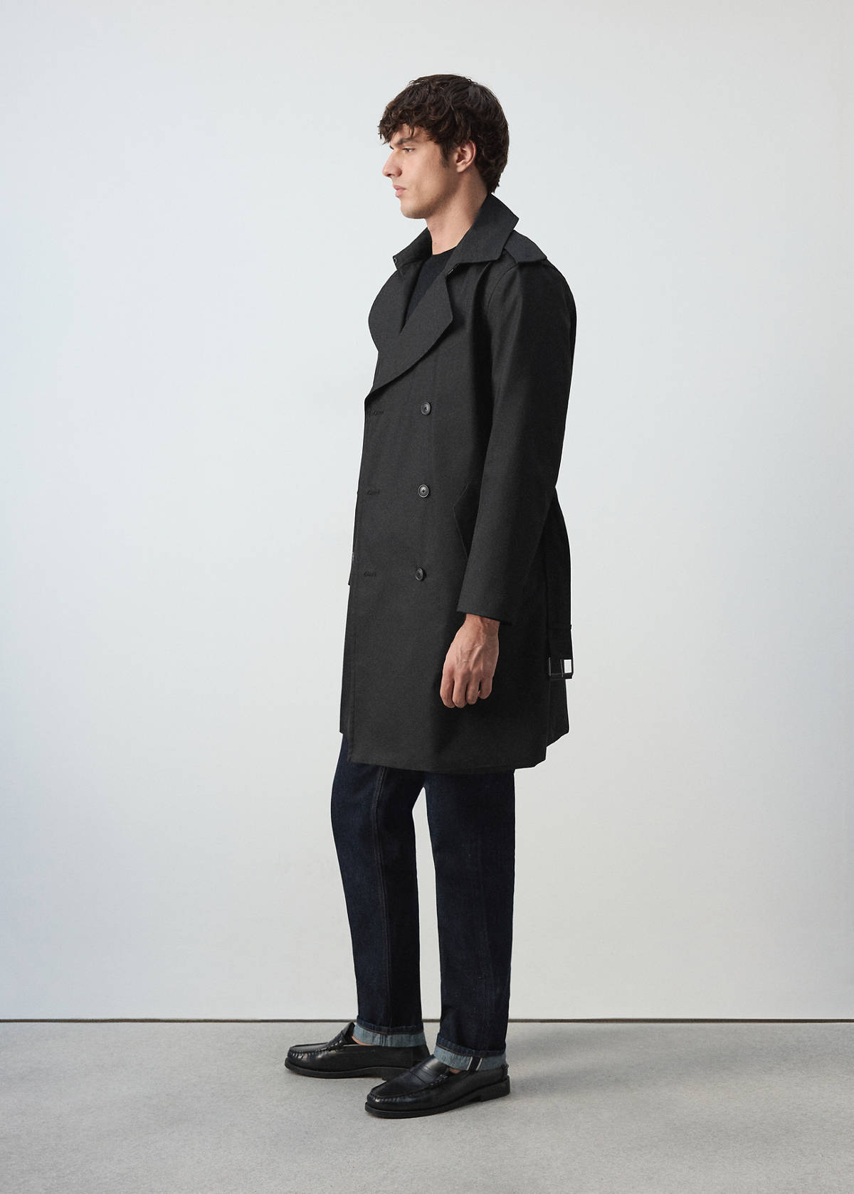 Water-repellent belted trench coat — Black