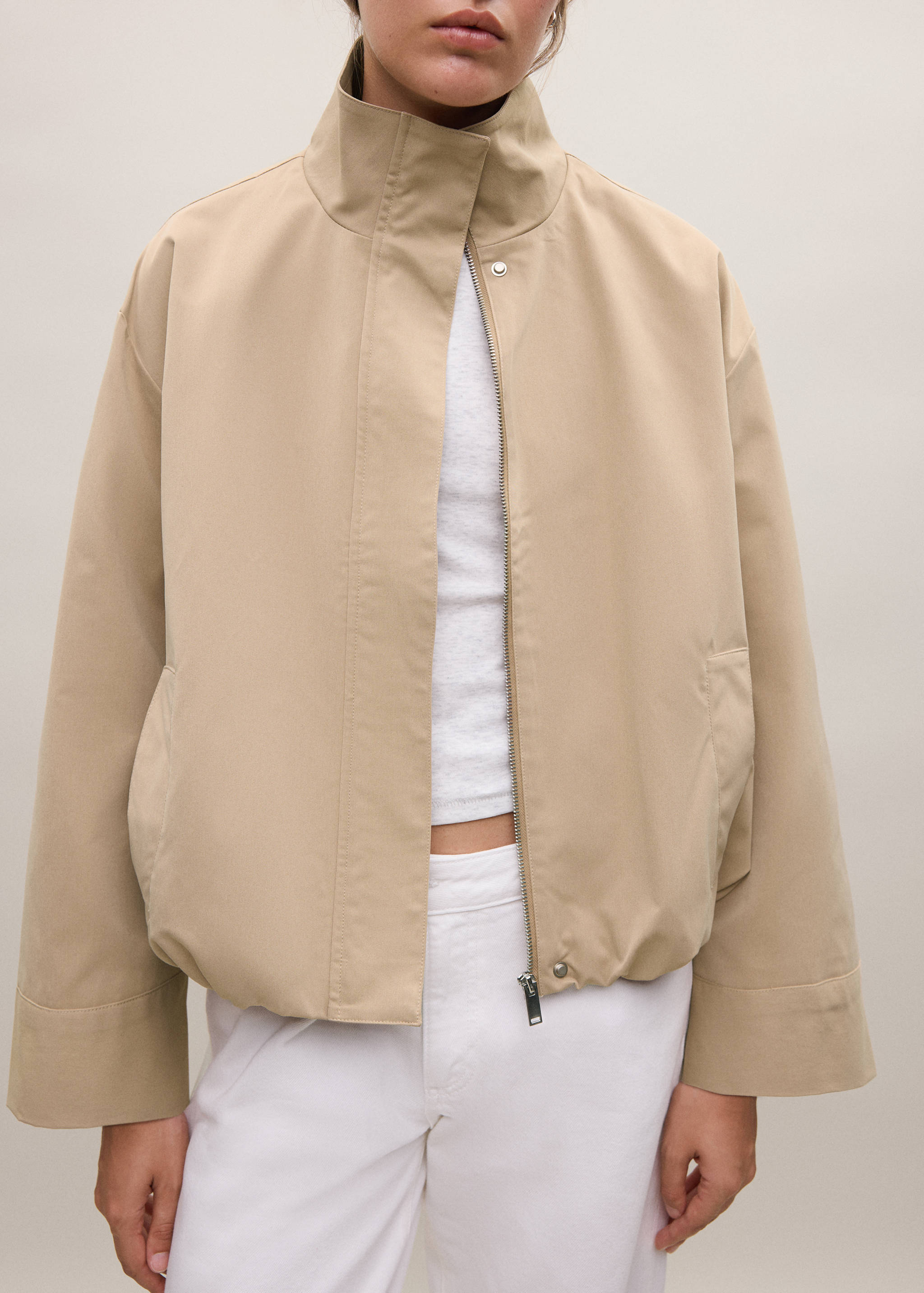 Bomber-style trench coat - Details of the article 3
