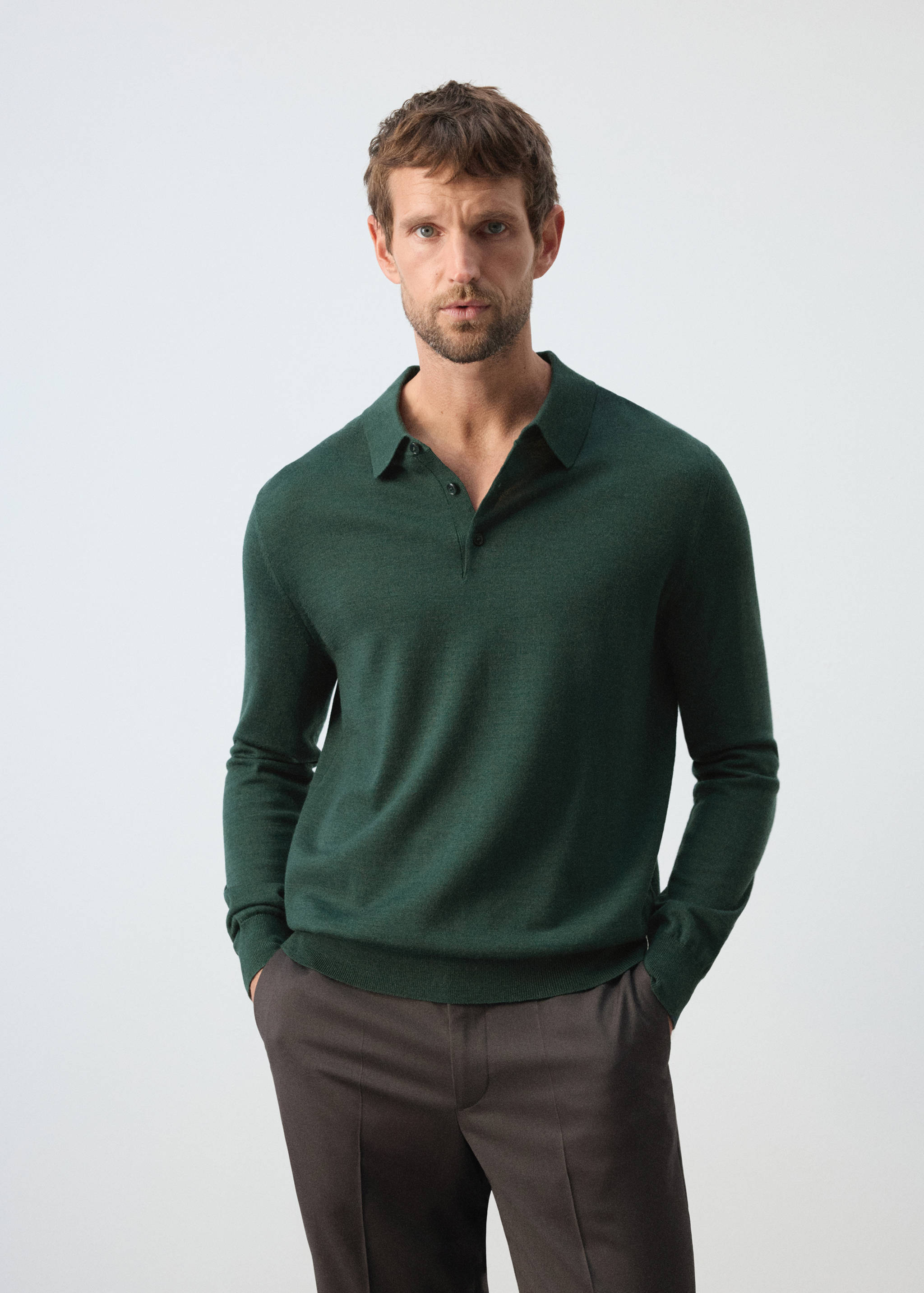 100% fine-knit wool polo sweater - Средний план