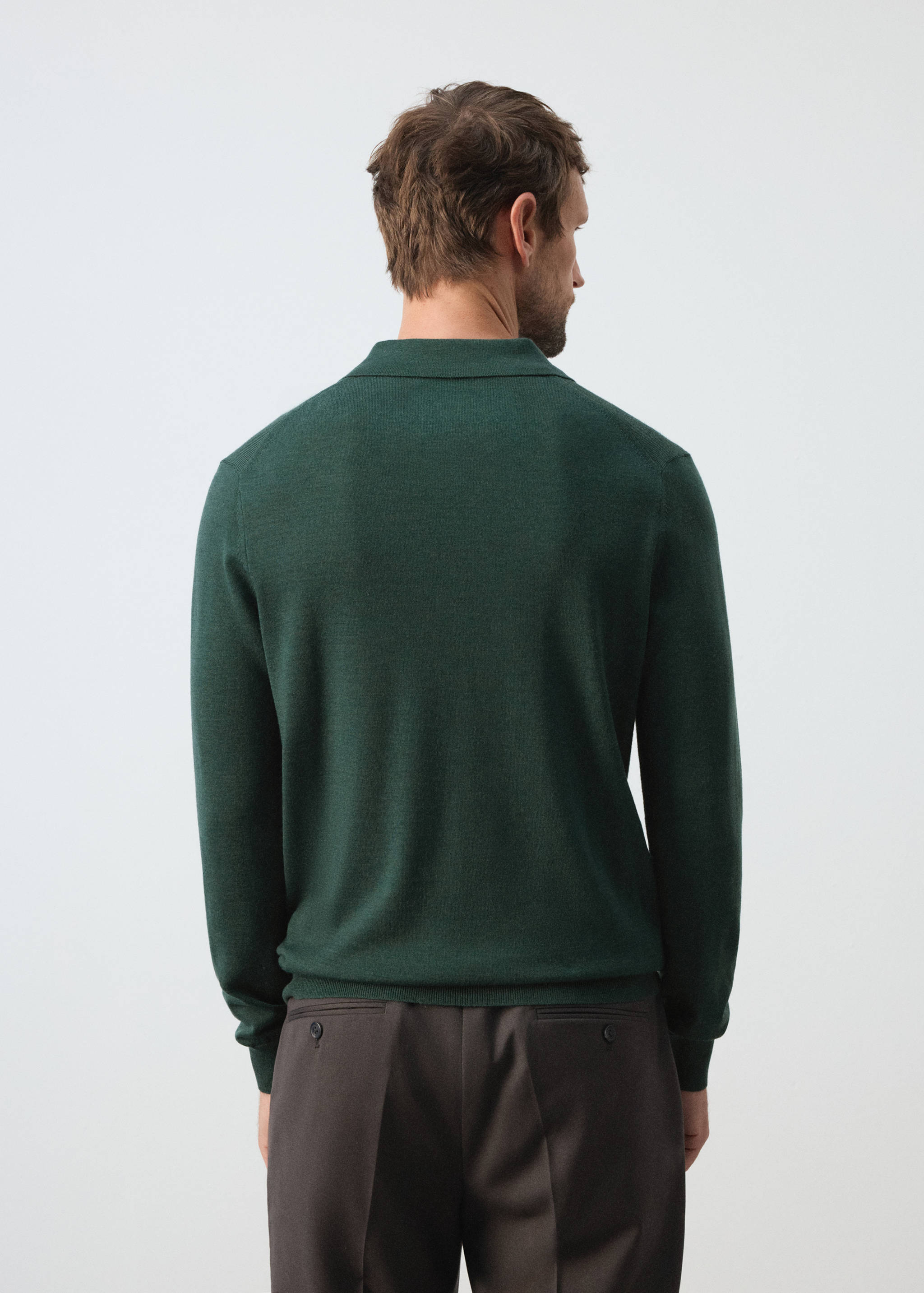 100% fine-knit wool polo sweater - Обратная сторона изделия