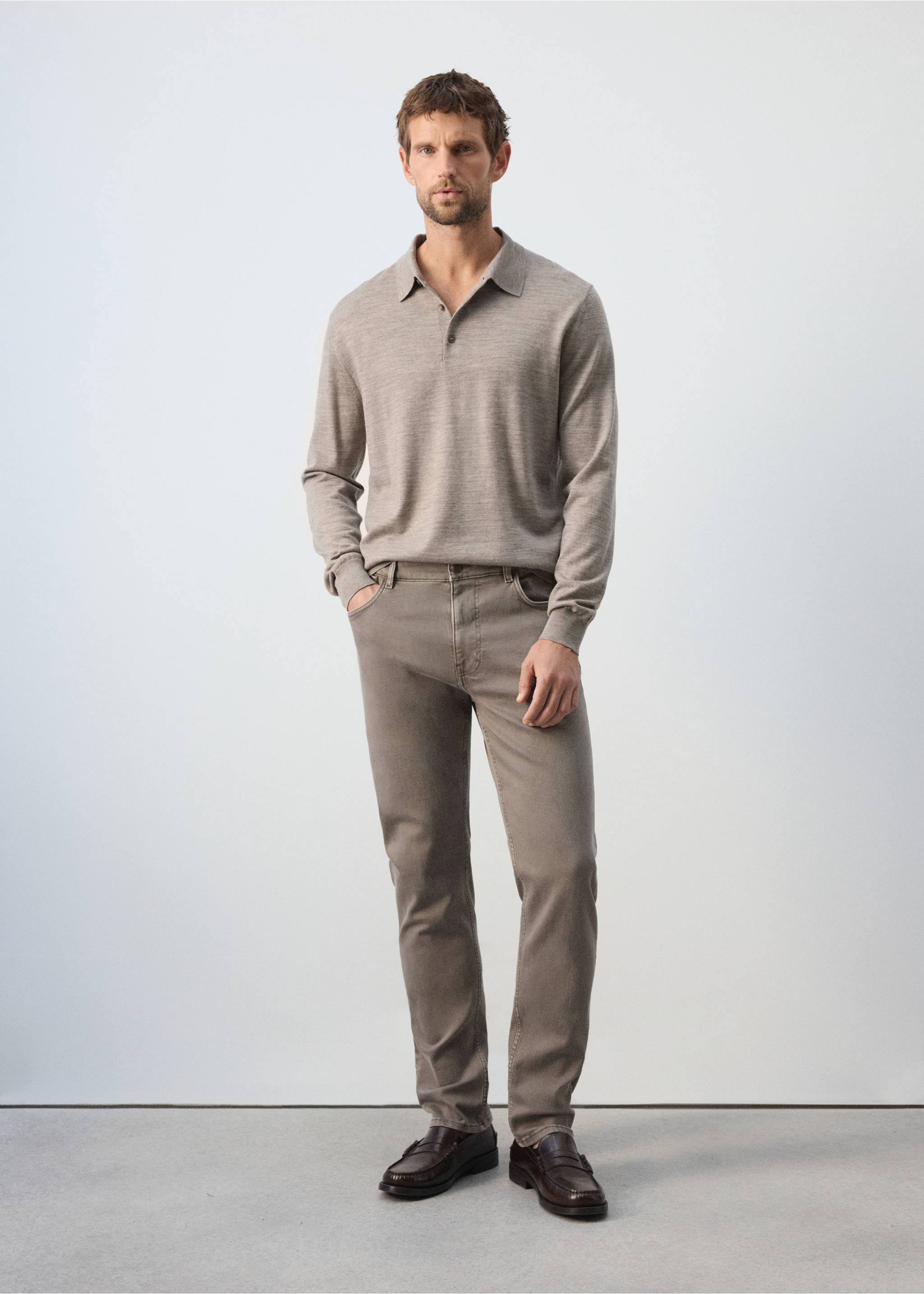 100% fine-knit wool polo sweater - Общий план, Серебристая норка. Ref: 37055981-00.