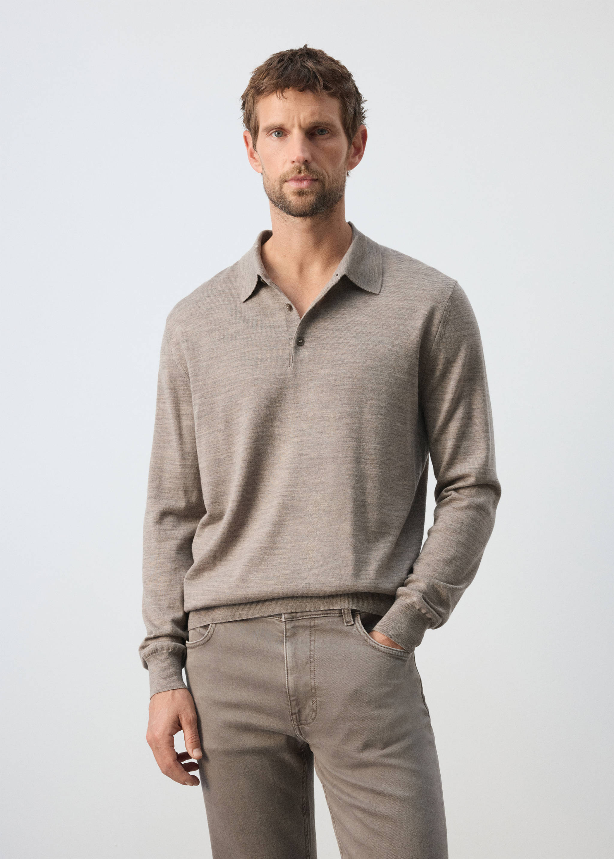 100% fine-knit wool polo sweater - Средний план