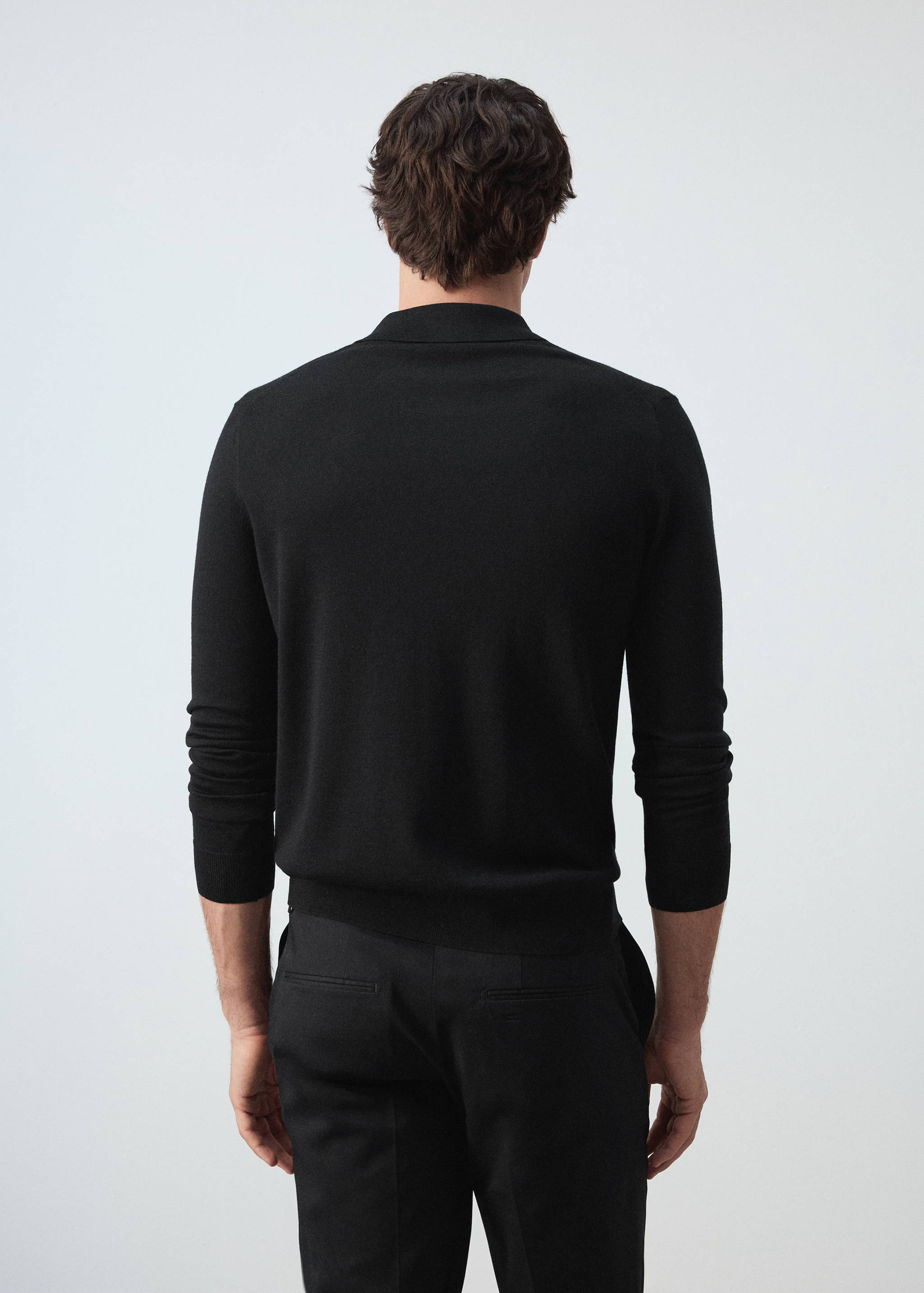 100% fine-knit wool polo sweater - Обратная сторона изделия