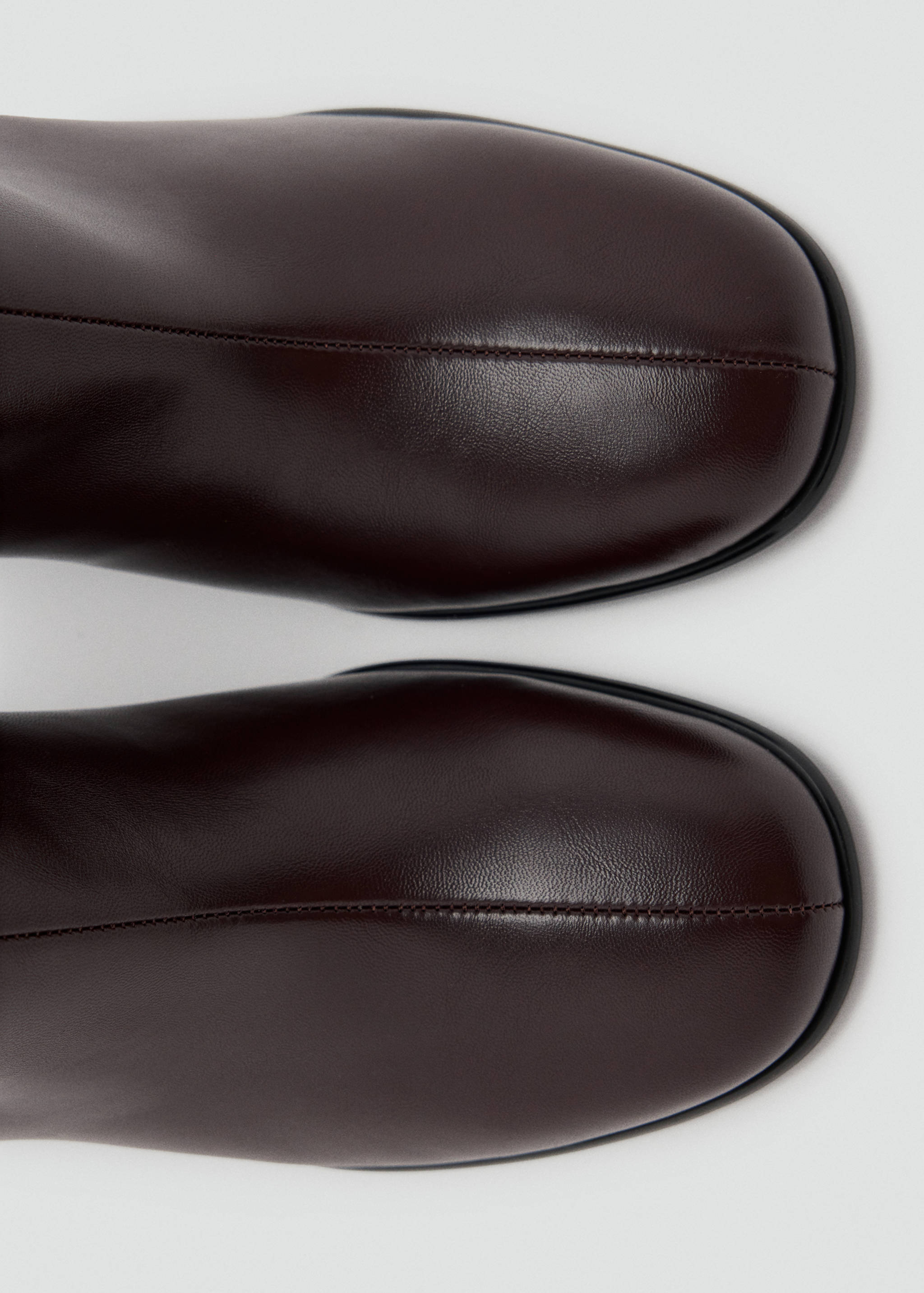High block-heel boot - Details of the article 2
