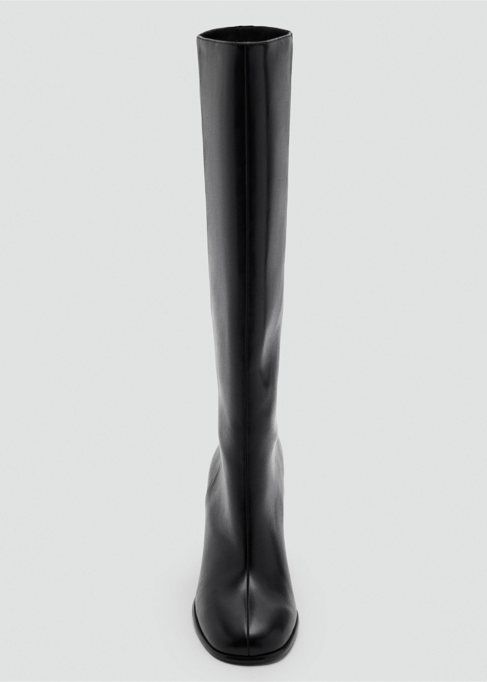 High block-heel boot - Details of the article 2, Black. Ref: 37055985-00.