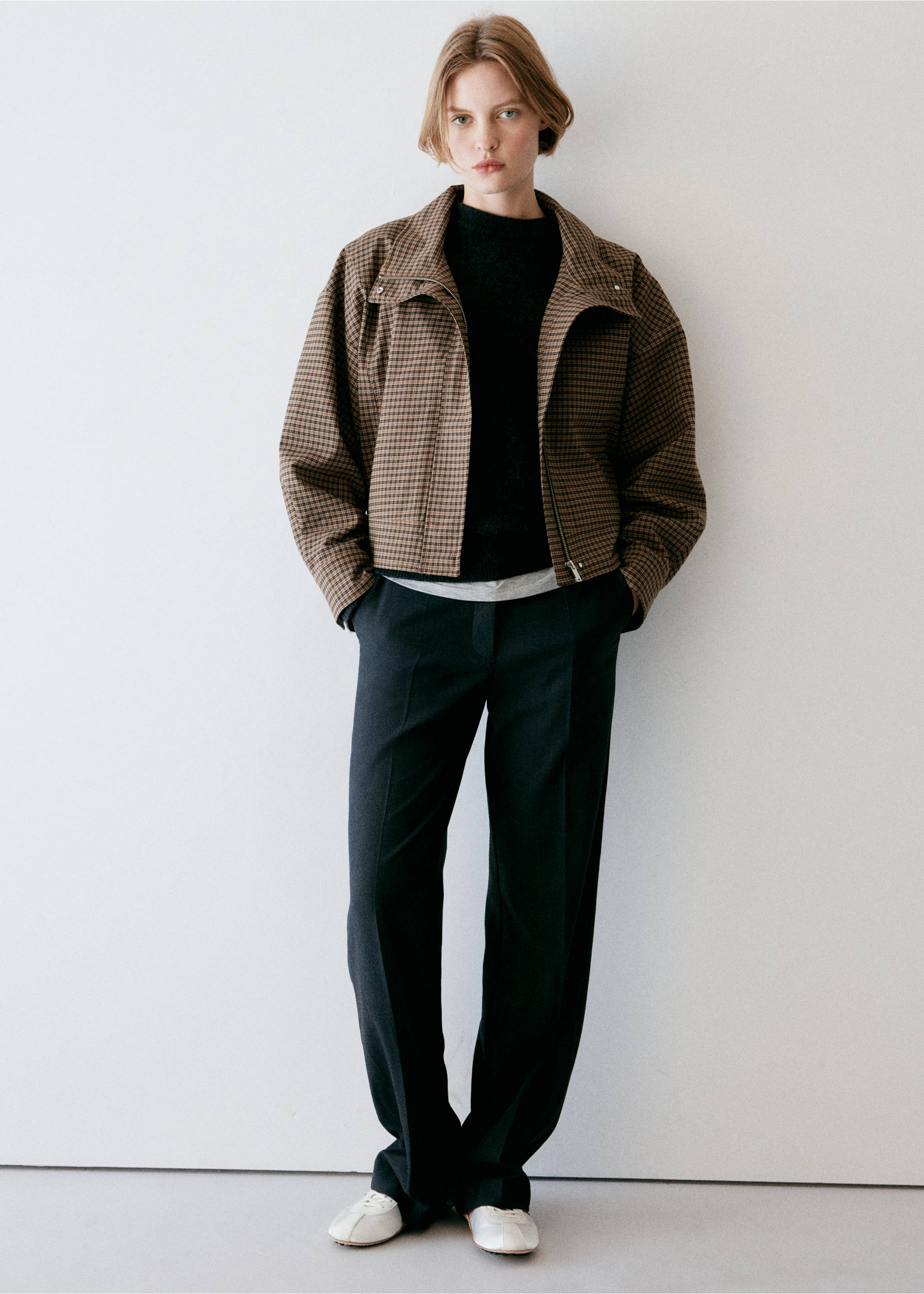 Brown and black houndstooth cropped zip-up jacket., Brown. Ref: 37056000-01.