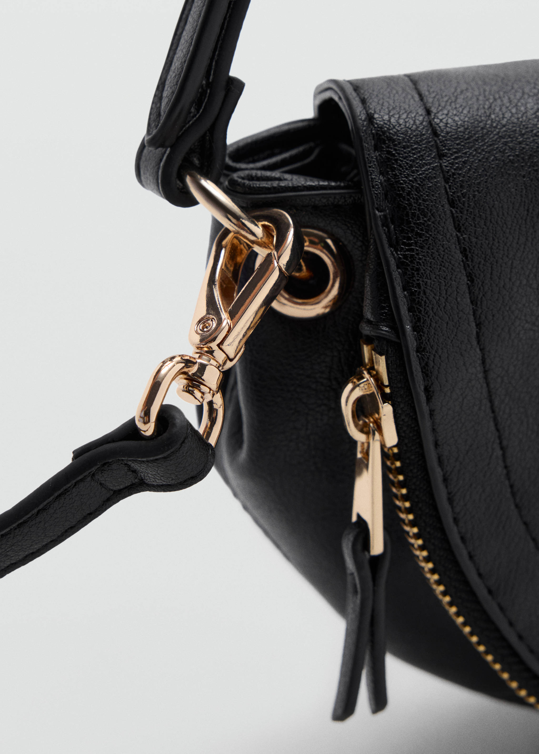 Leather-effect half-moon shoulder bag - Details of the article 1