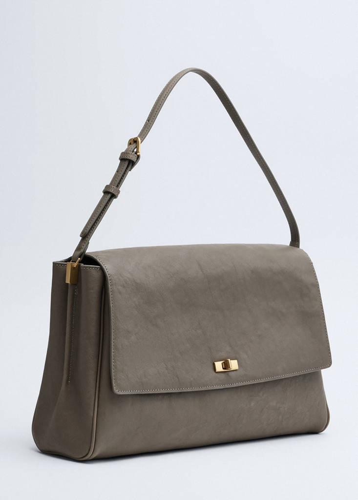Leather shoulder bag with flap — Grey