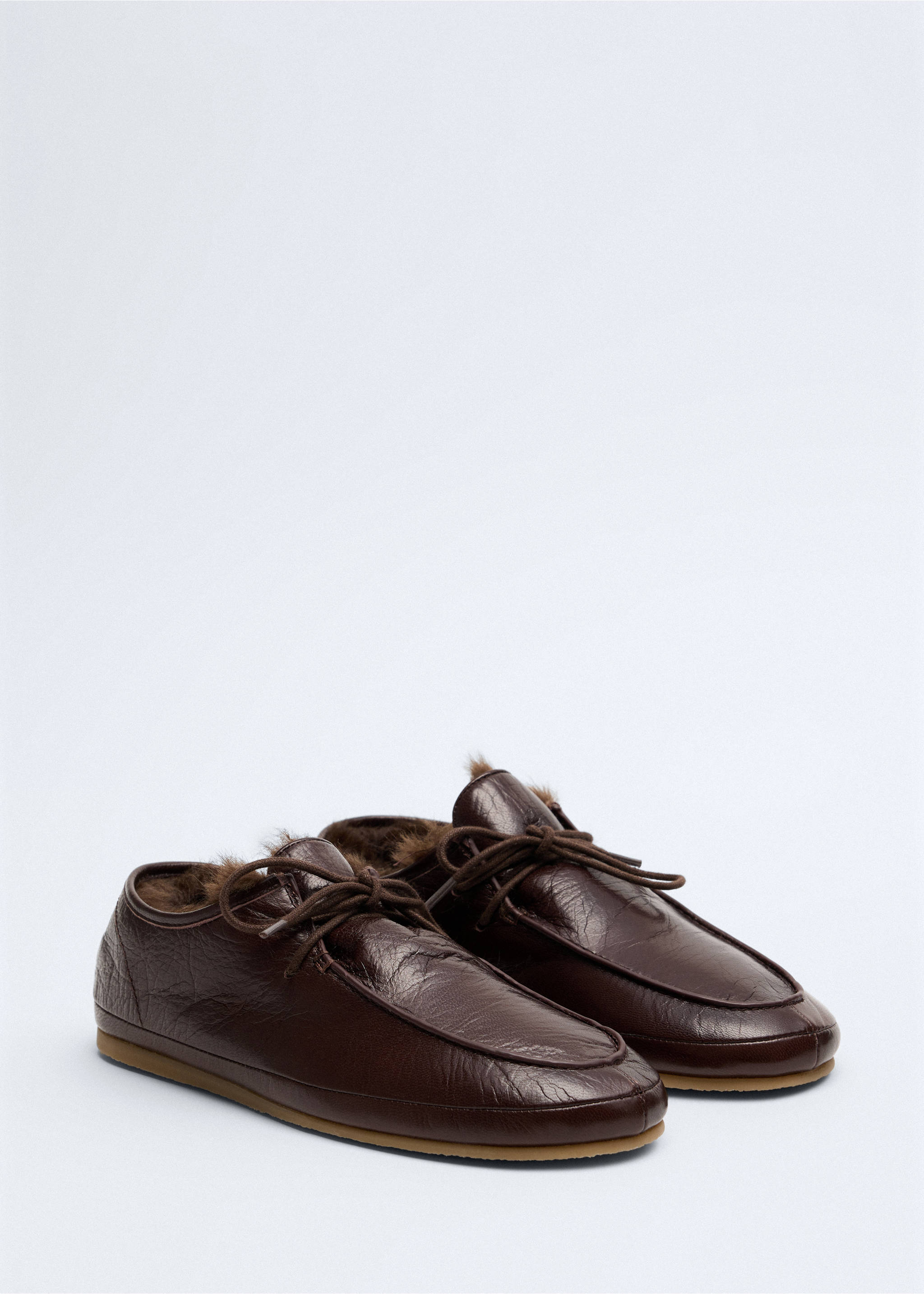 Leather moccasins with fur lining - Medium plane, Chocolate. Ref: 37056010-00.