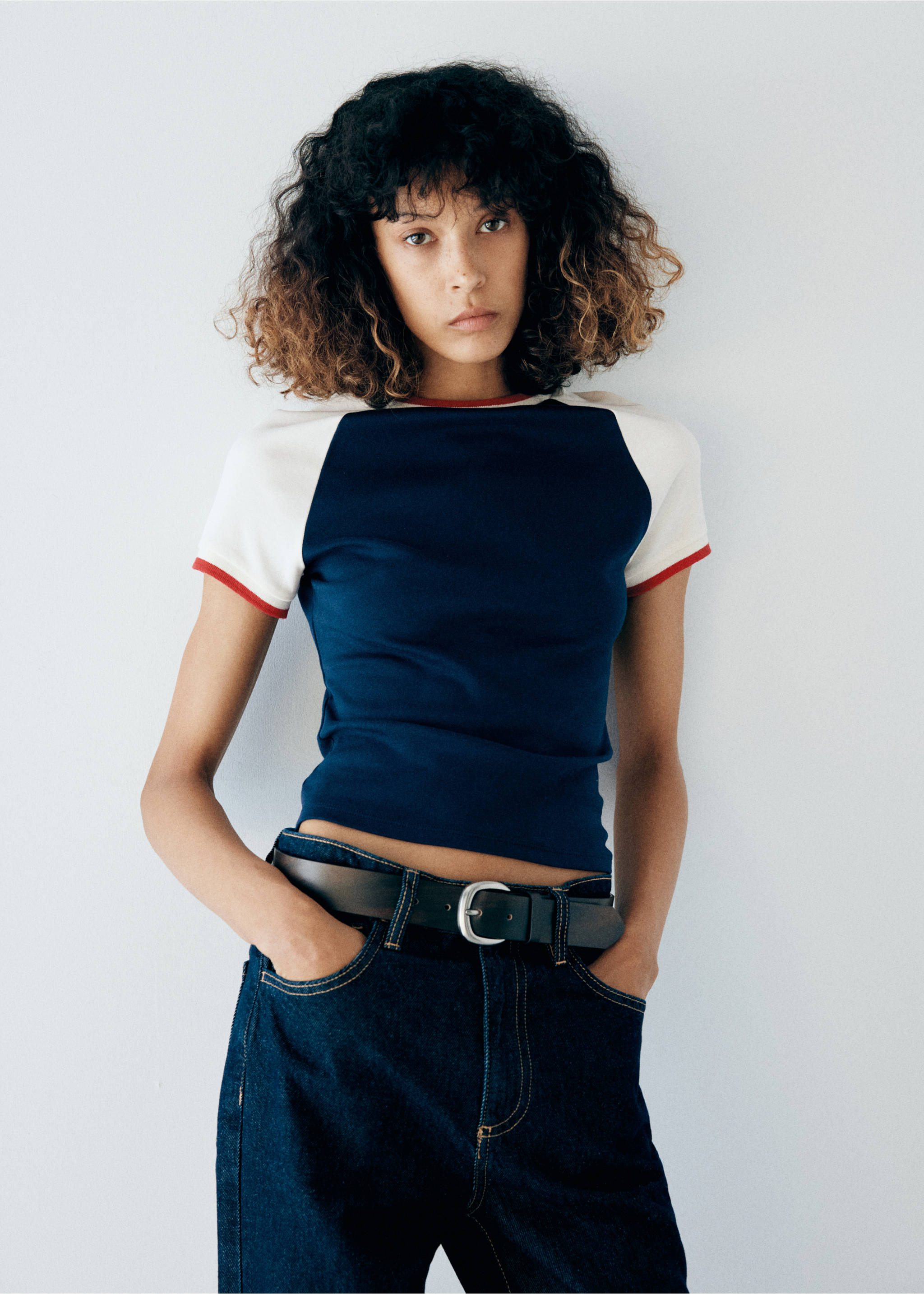 T-shirt ran - Plan moyen, Bleu. Ref: 37056011-00.