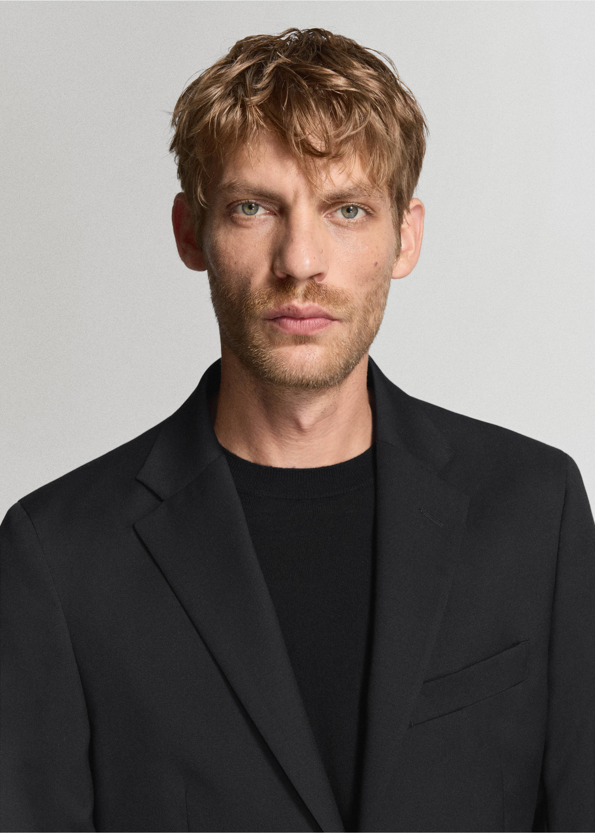 Turin 100% virgin wool suit jacket - Details of the article 1, Black. Ref: 37056322-00.