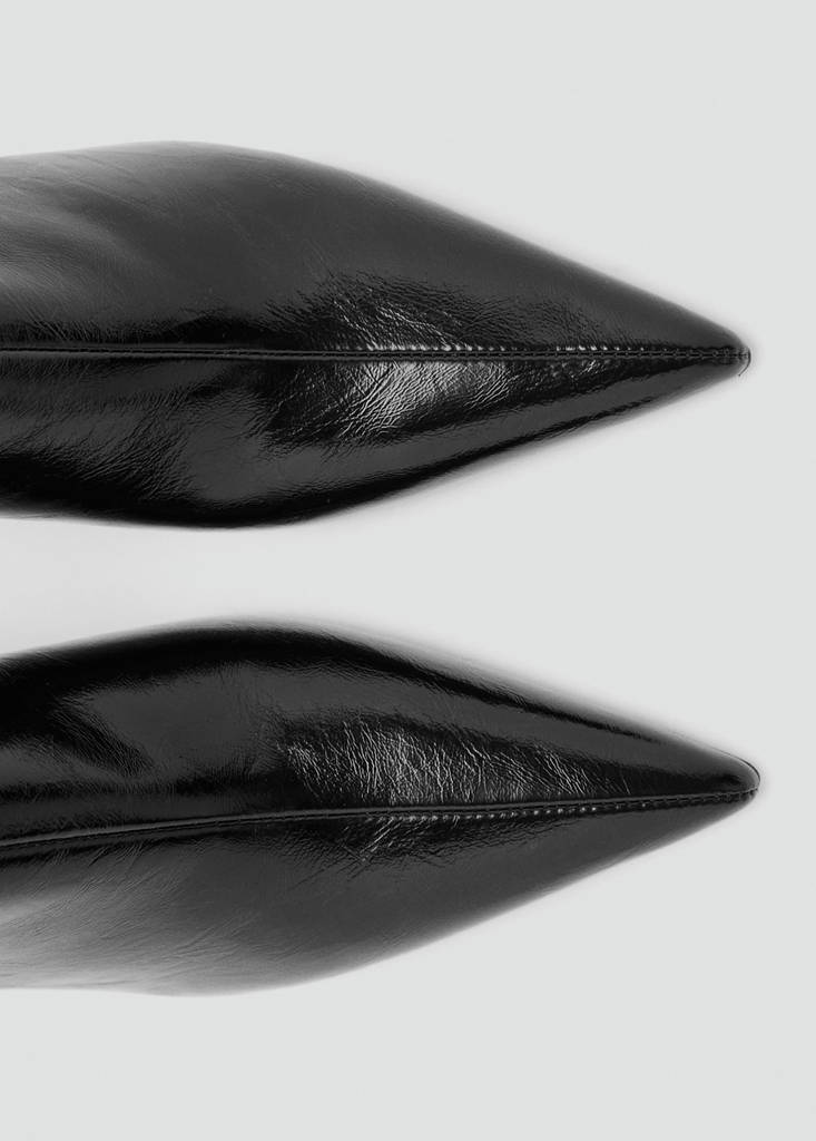 Glossy pointed-toe ankle boot — Black