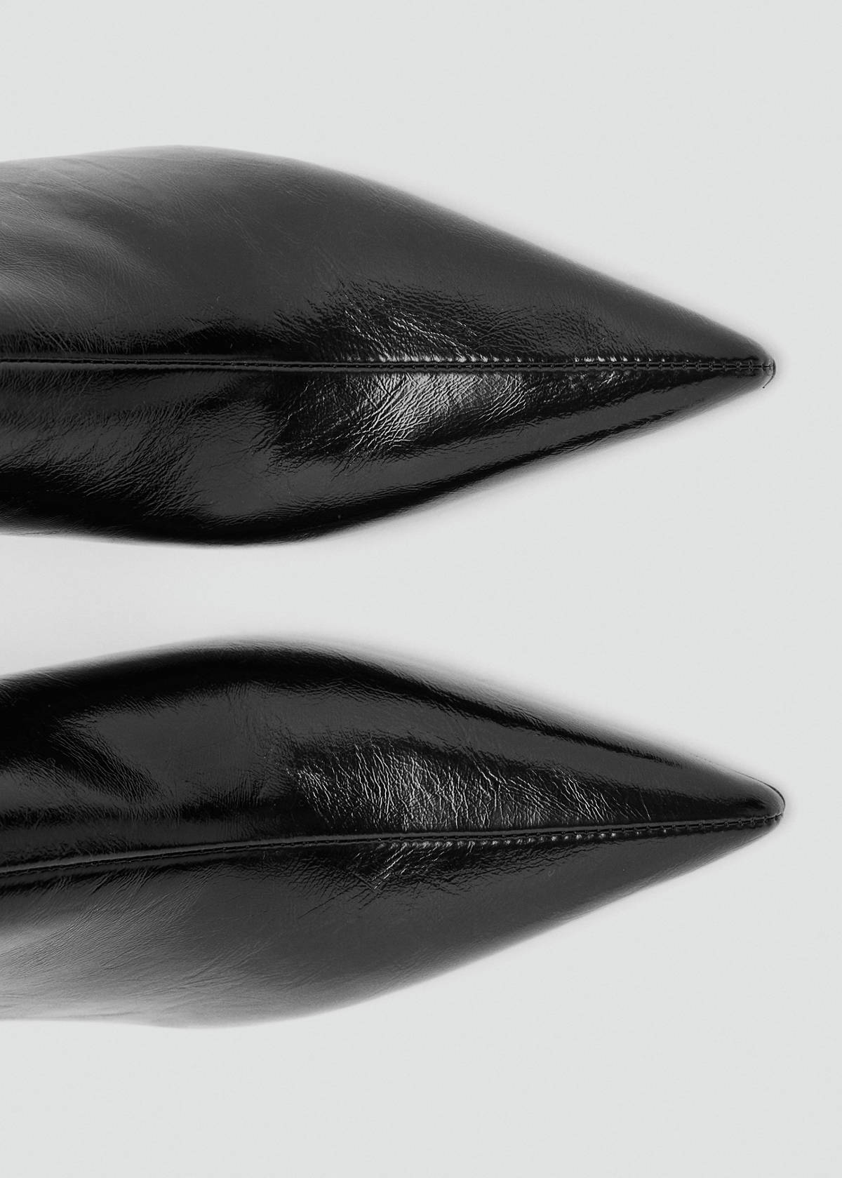 Patent-effect ankle boot with pointed toe — Black