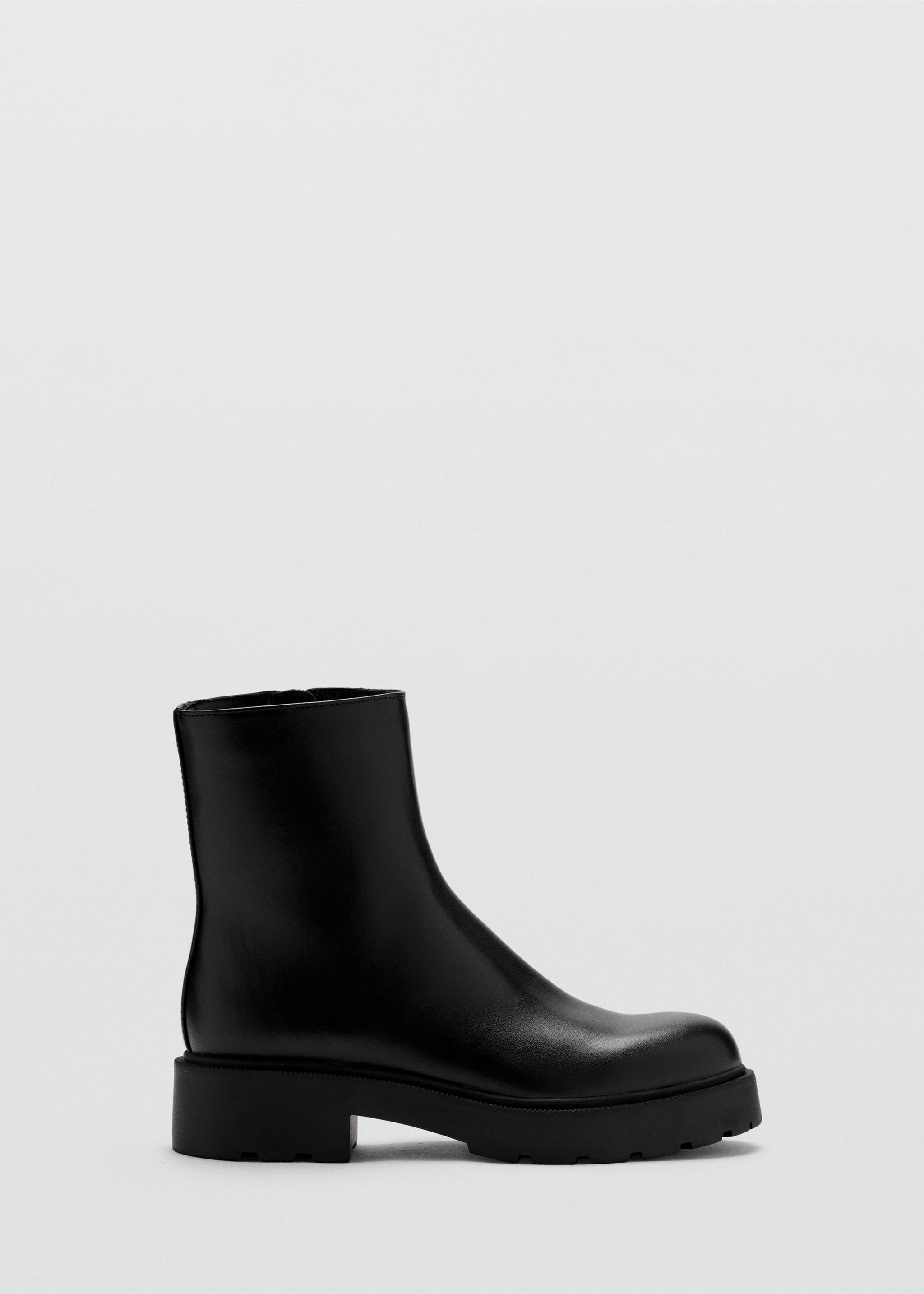 Faux leather ankle boot with round toe - Article without model, Black. Ref: 37056326-00.