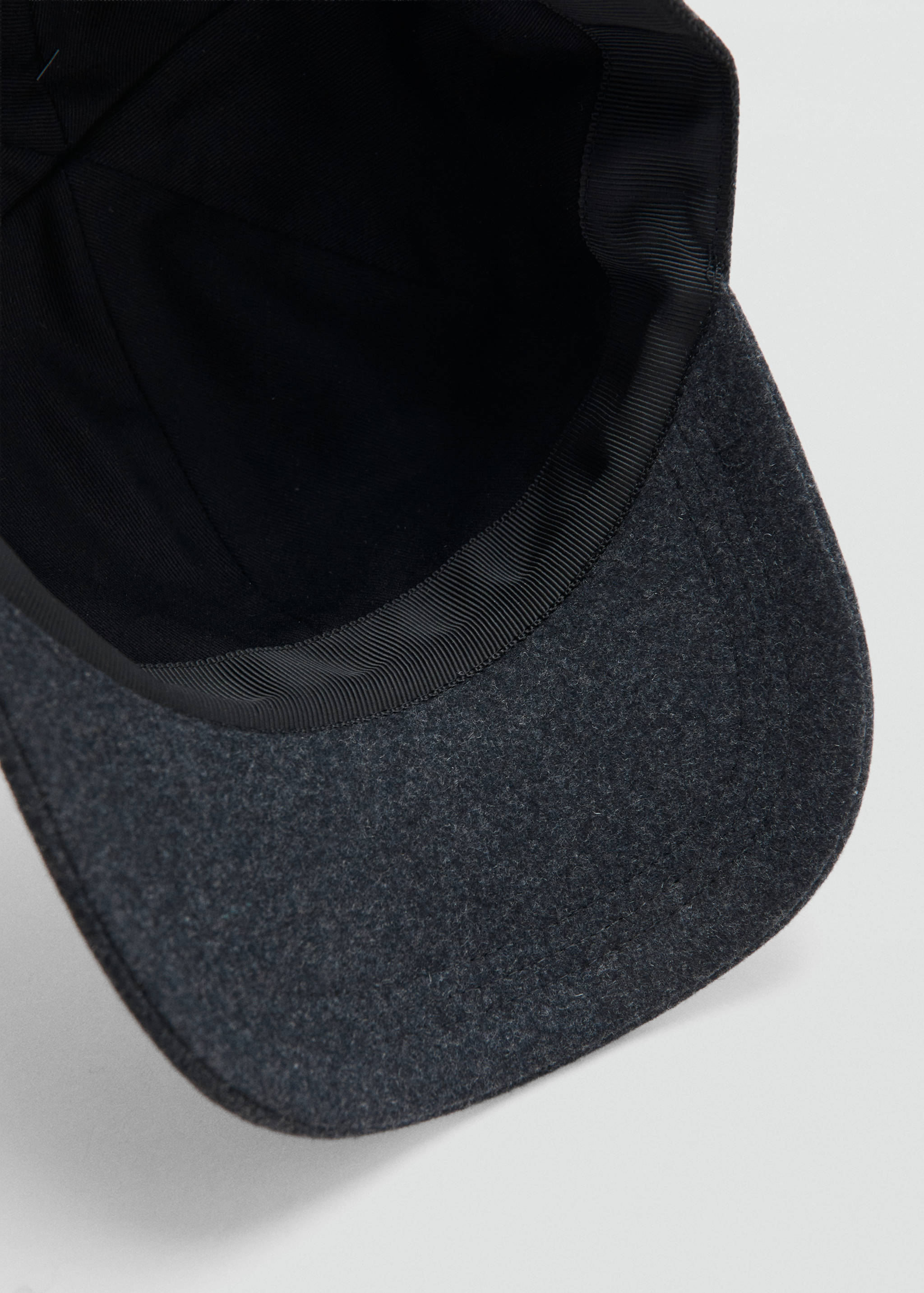 Kappe aus Woll-Mix - Detail des Artikels 1