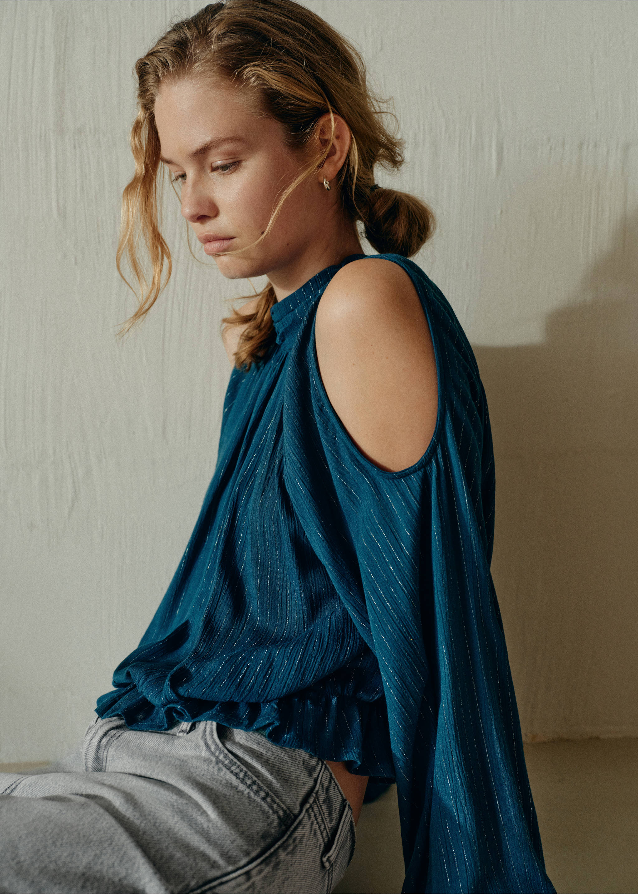 Halter blouse with metallic thread stripes - Details of the article 1, Petrol Blue. Ref: 37056341-00.