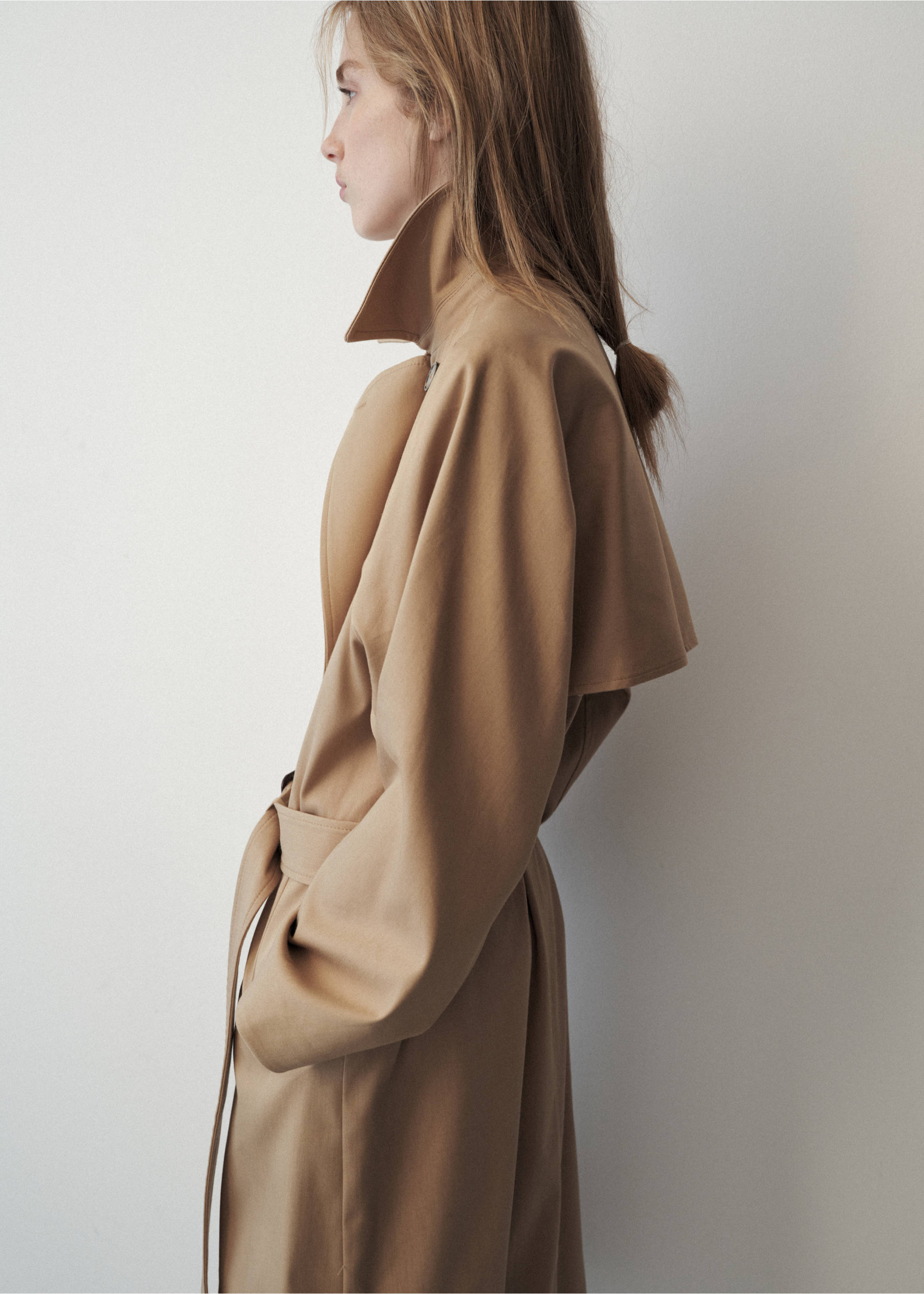 Cotton trench coat with belt - Details of the article 1, Beige. Ref: 37056366-00.