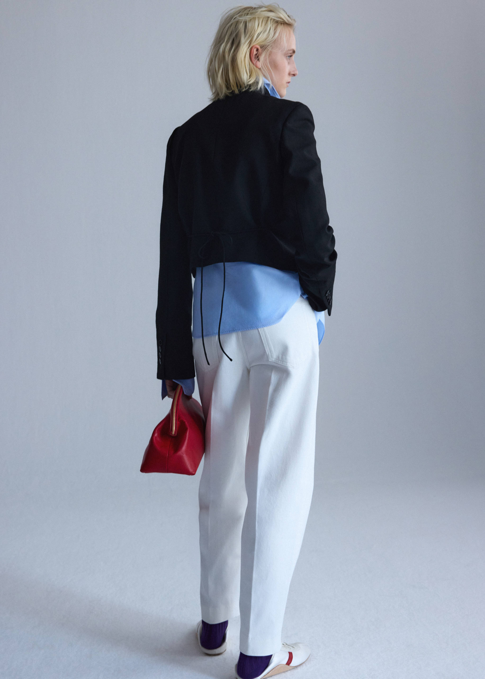 Ankle-length balloon jeans - Reverse of the article