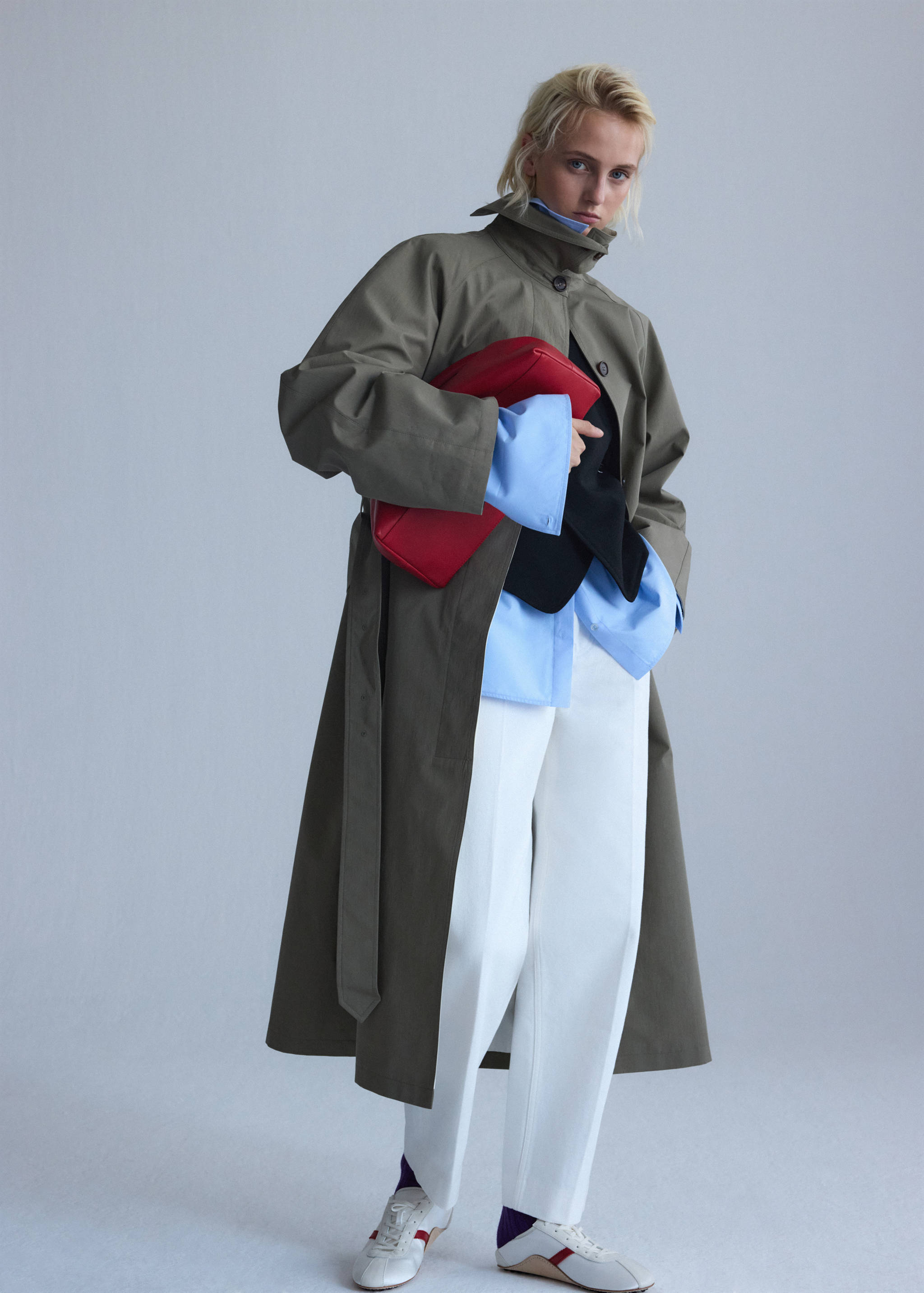 Ankle-length balloon jeans - Details of the article 2