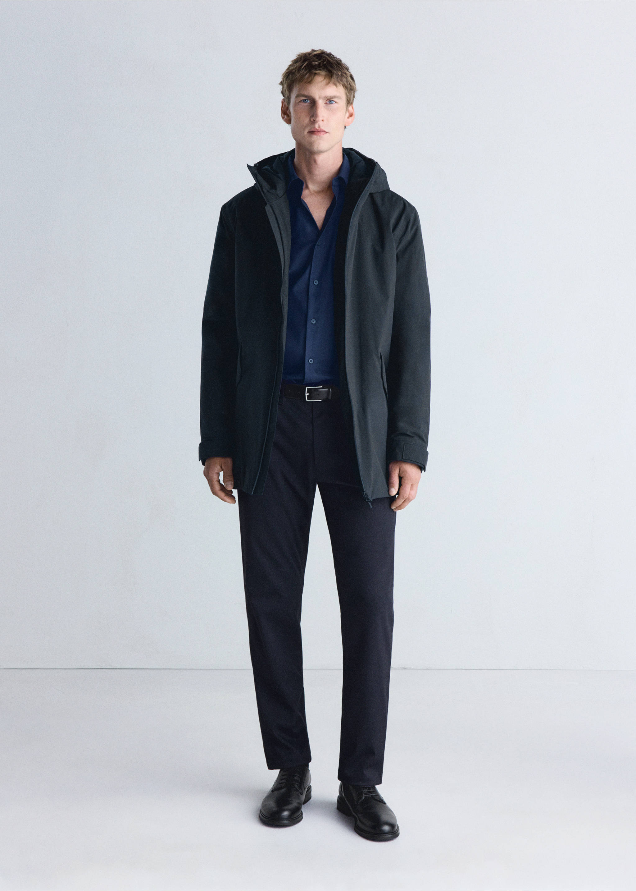 Parka interval - Общий план, Синяя ночь. Ref: 37056722-00.