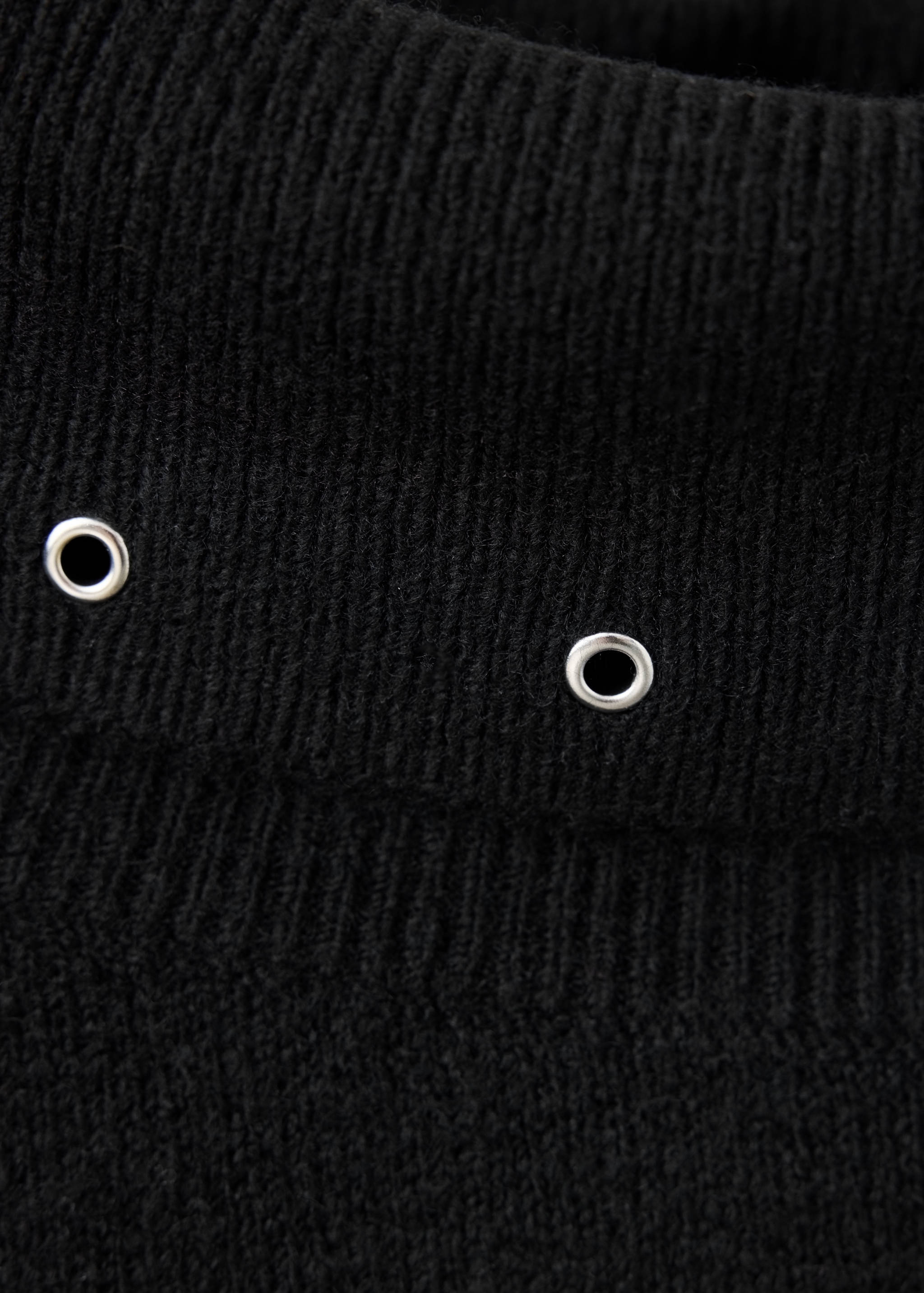 Asymmetrical eyelet jumper - Details of the article 8