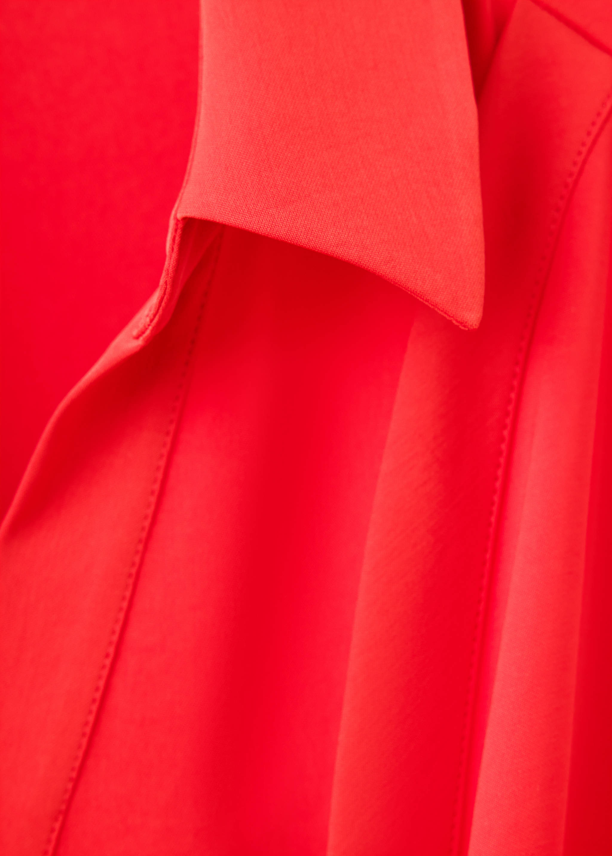 Shirt with a draped neckline - Details of the article 0