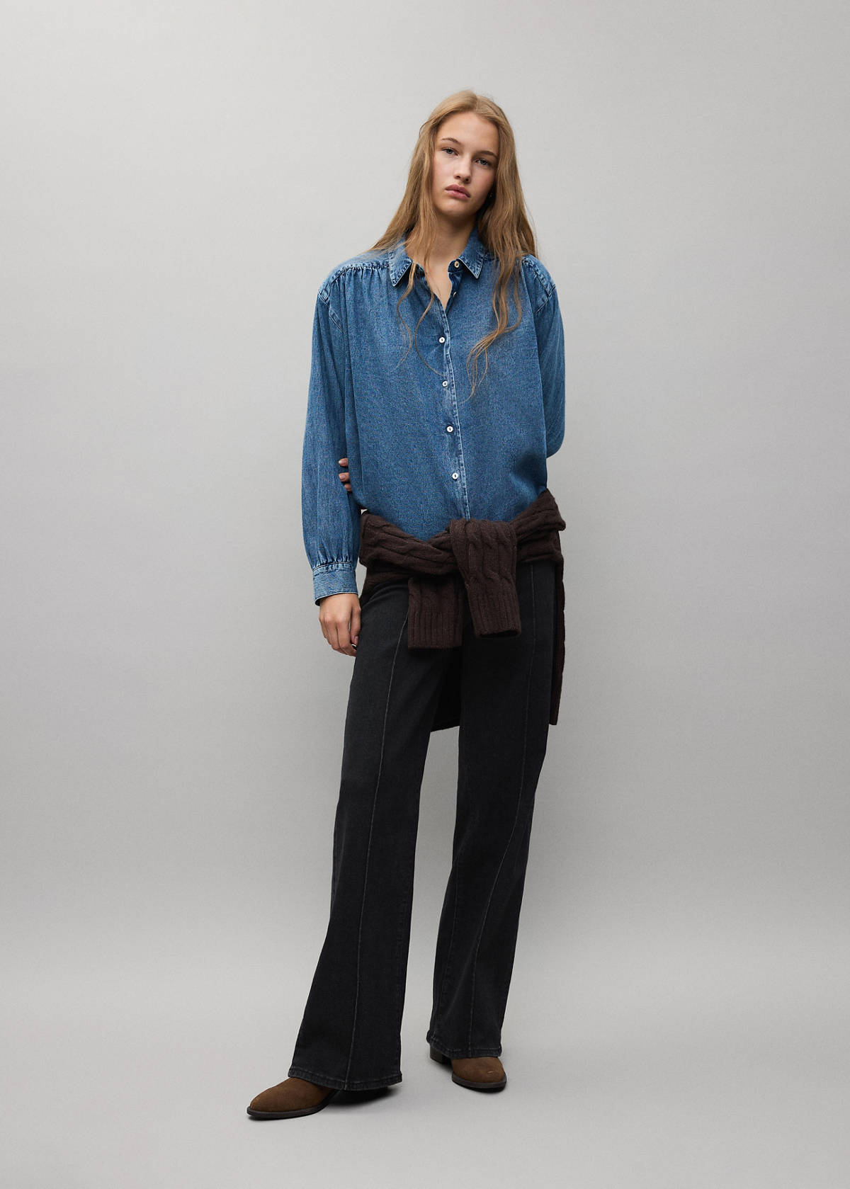 Wide-leg jeans with crossover closure — Black denim