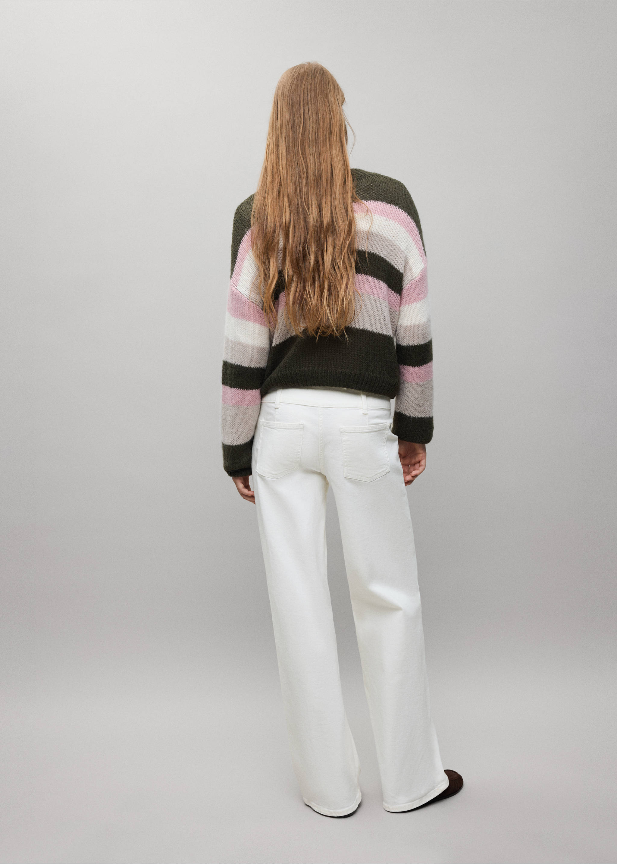 Jean wide leg avec détail boutons - Verso de l’article, Blanc cassé. Ref: 37057129-00.
