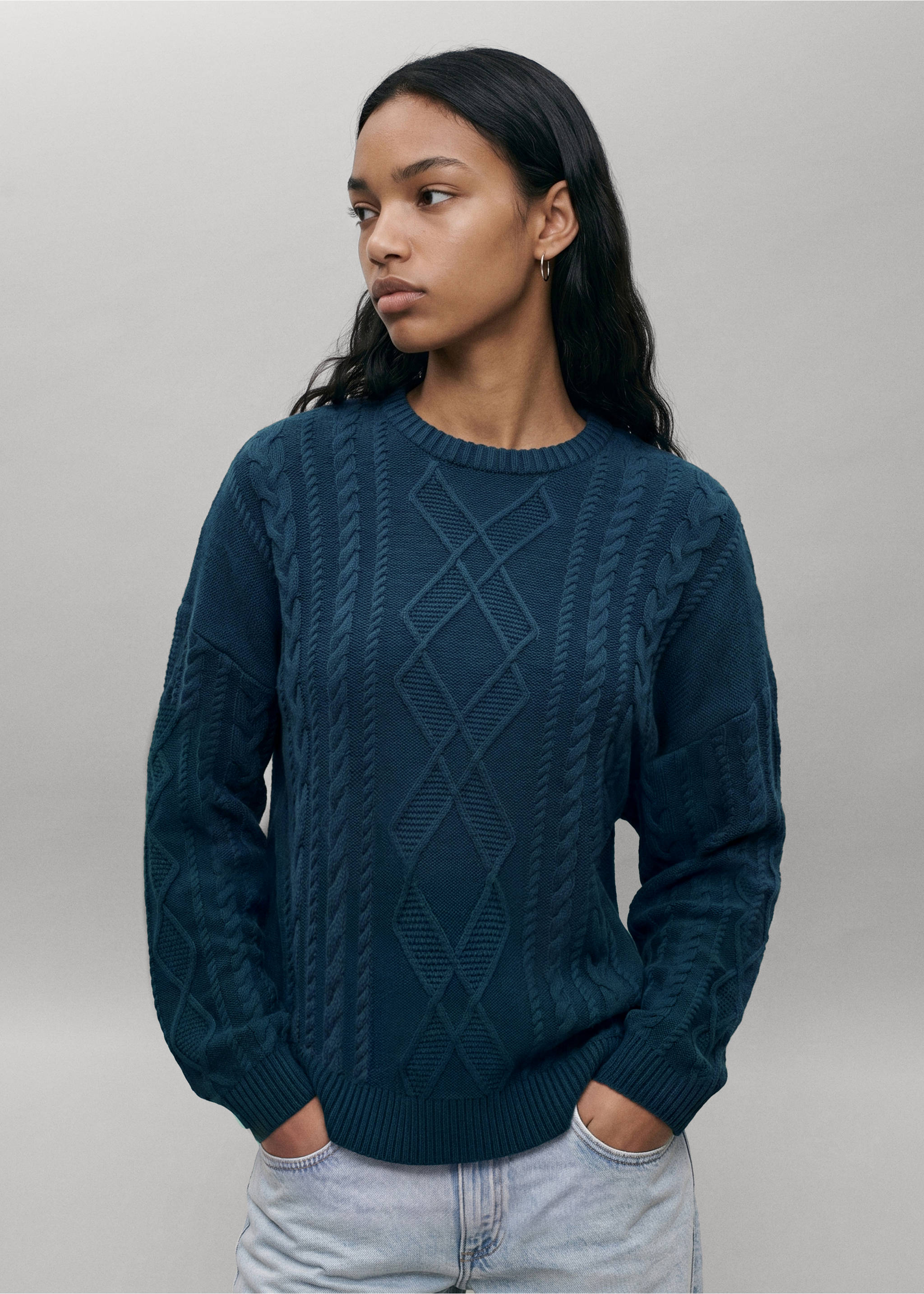 Teal cable-knit sweater with a ribbed crew neck and diamond pattern., Navy. Ref: 37057132-00.