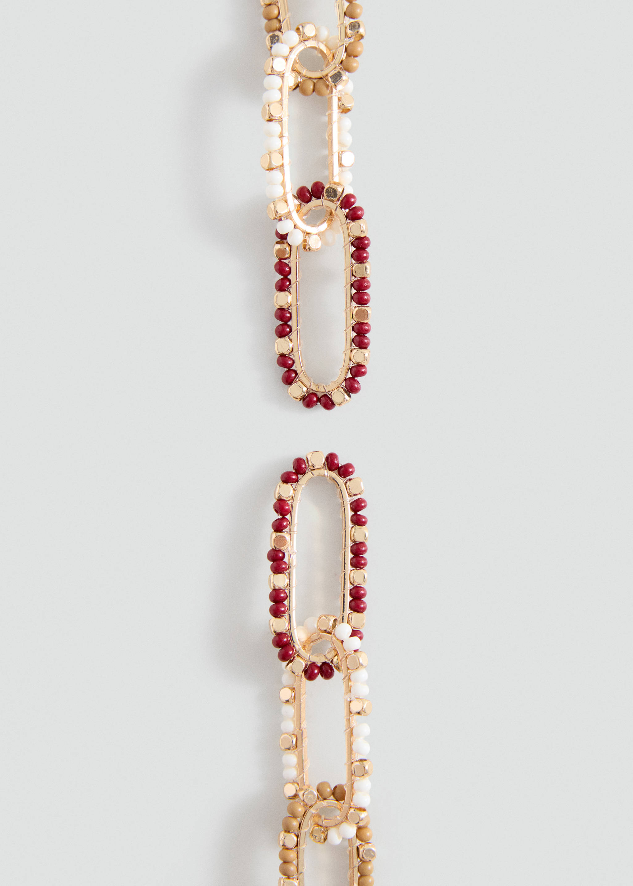 Boucles d’oreilles à maillons détail perles - Plan moyen