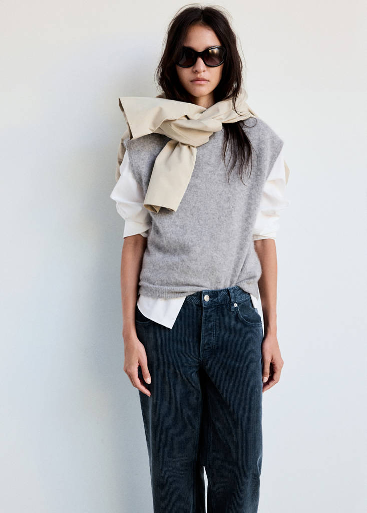 Wide leg corduroy trousers by Mango