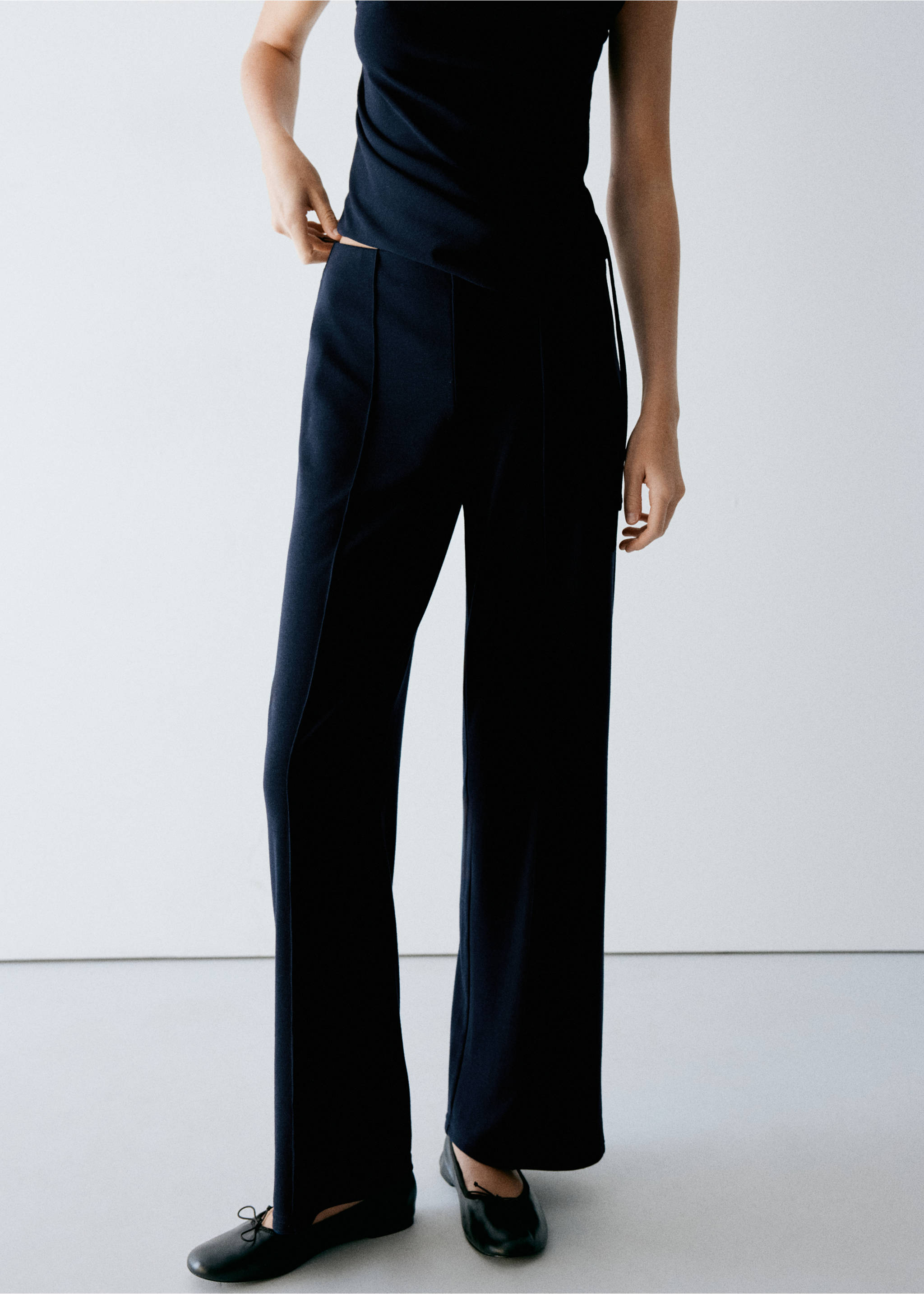 Straight-fit trousers with decorative seams - Medium plane, Navy. Ref: 37057782-00.