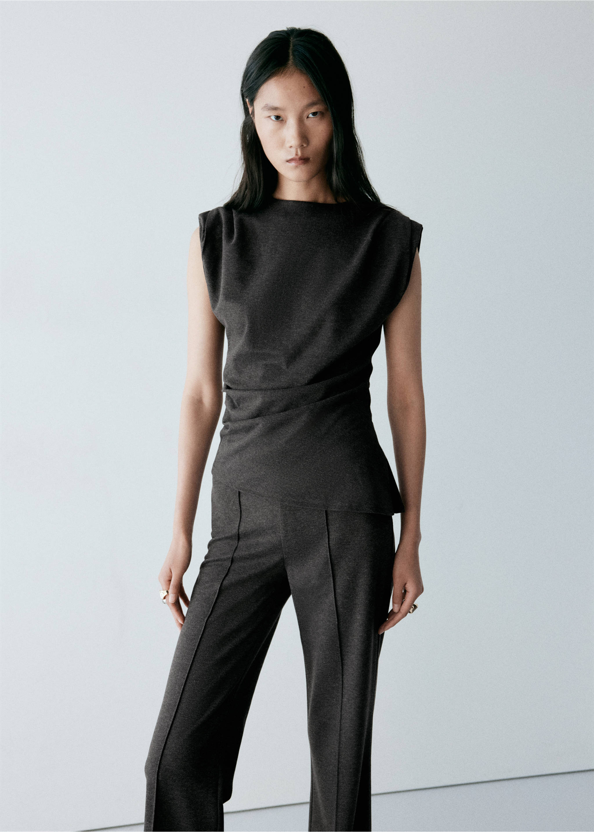 TROUSERS ISA - Details of the article 1, Grey. Ref: 37057792-00.