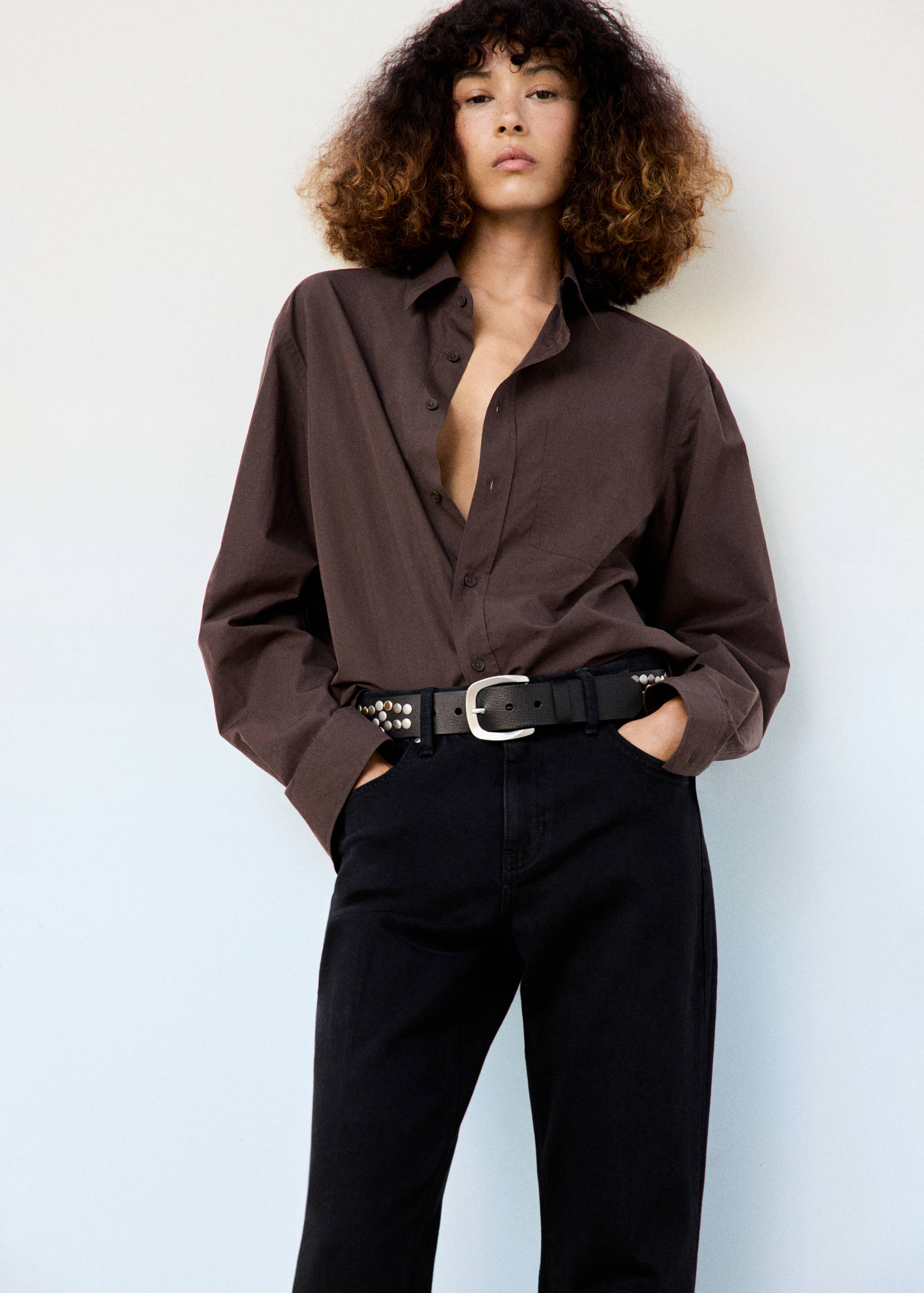 Studded leather belt - General plane