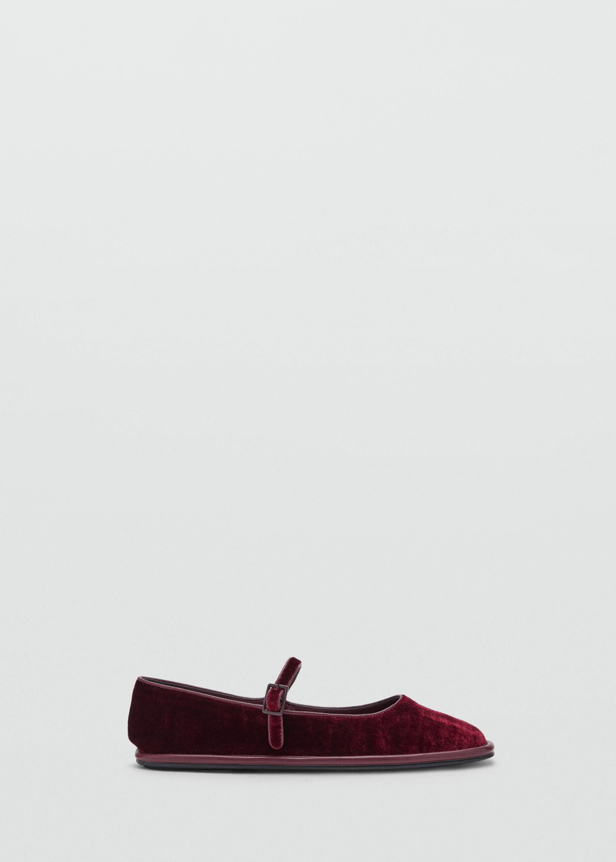 Velvet ballerina pump with buckle - Article without model