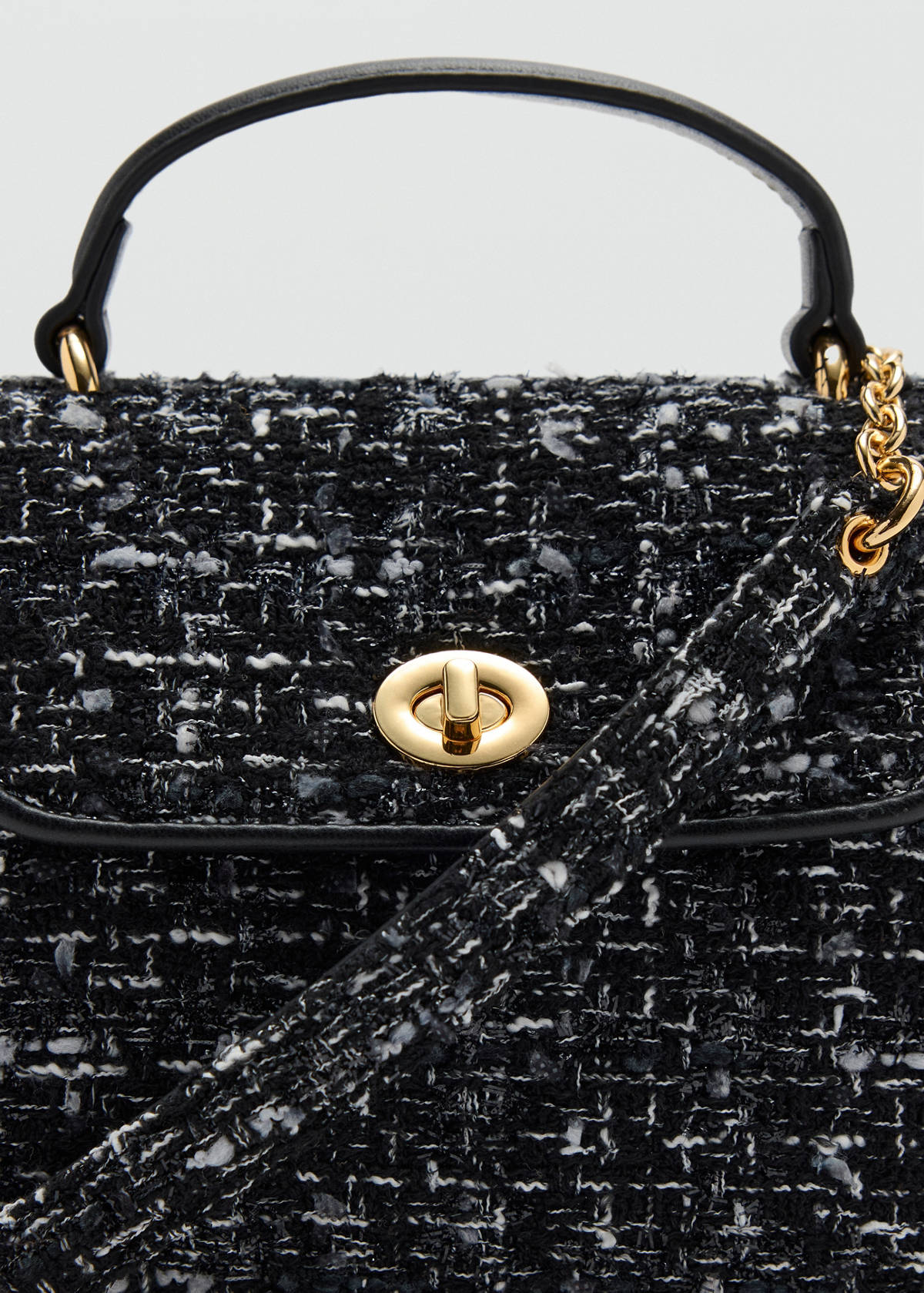 Tweed flap bag — Black