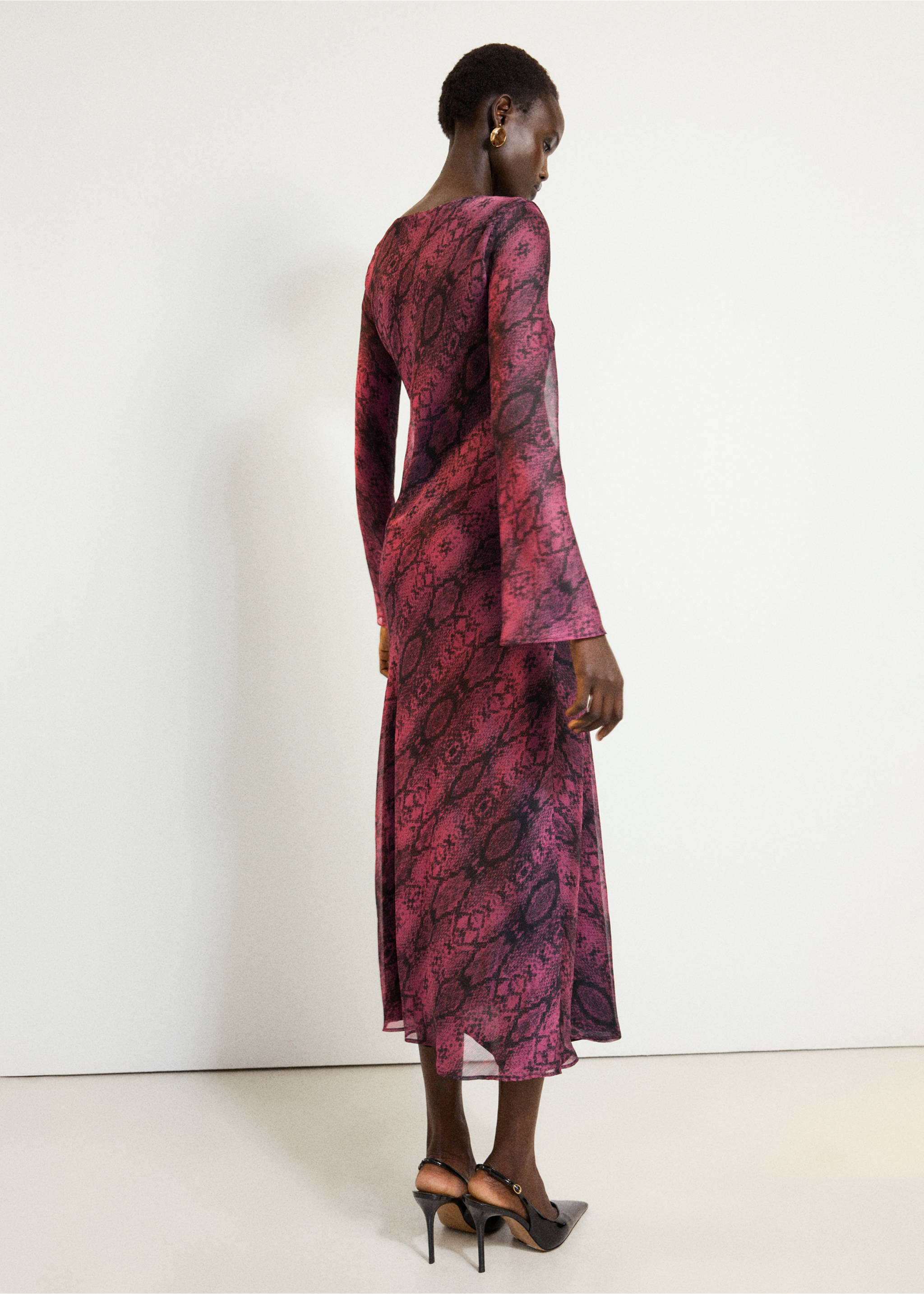 Animal print dress with flared sleeves - Reverse of the article, Pink. Ref: 37057811-00.