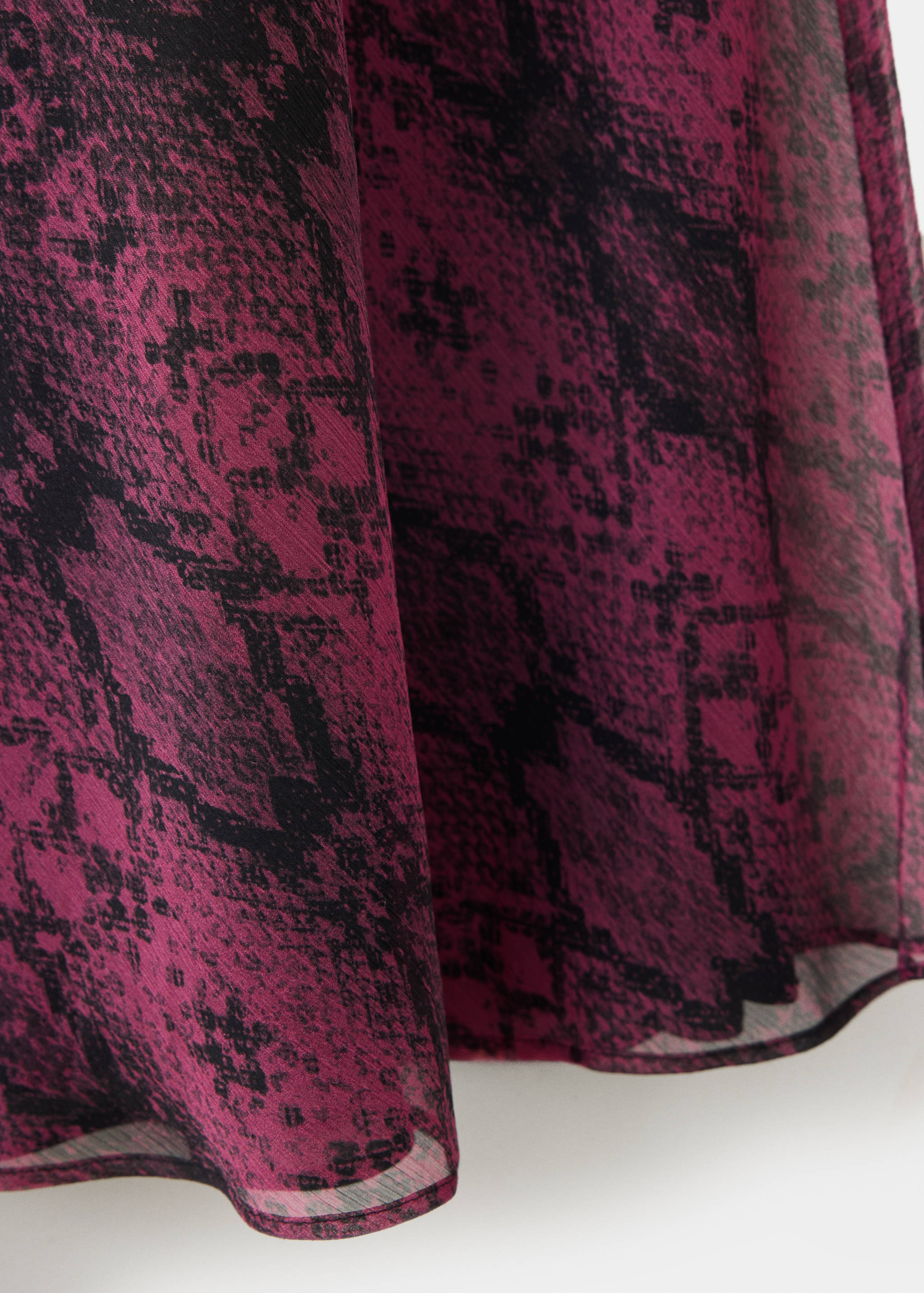Animal print dress with flared sleeves - Details of the article 8