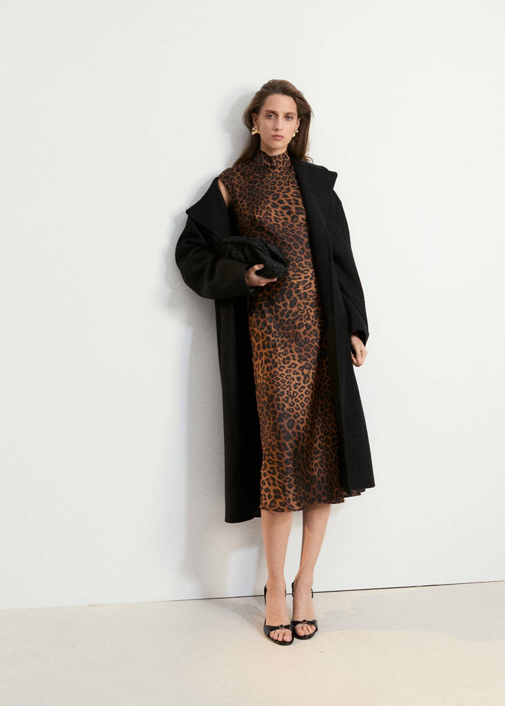 Leopard print dress with a roll neck thumbnail 9