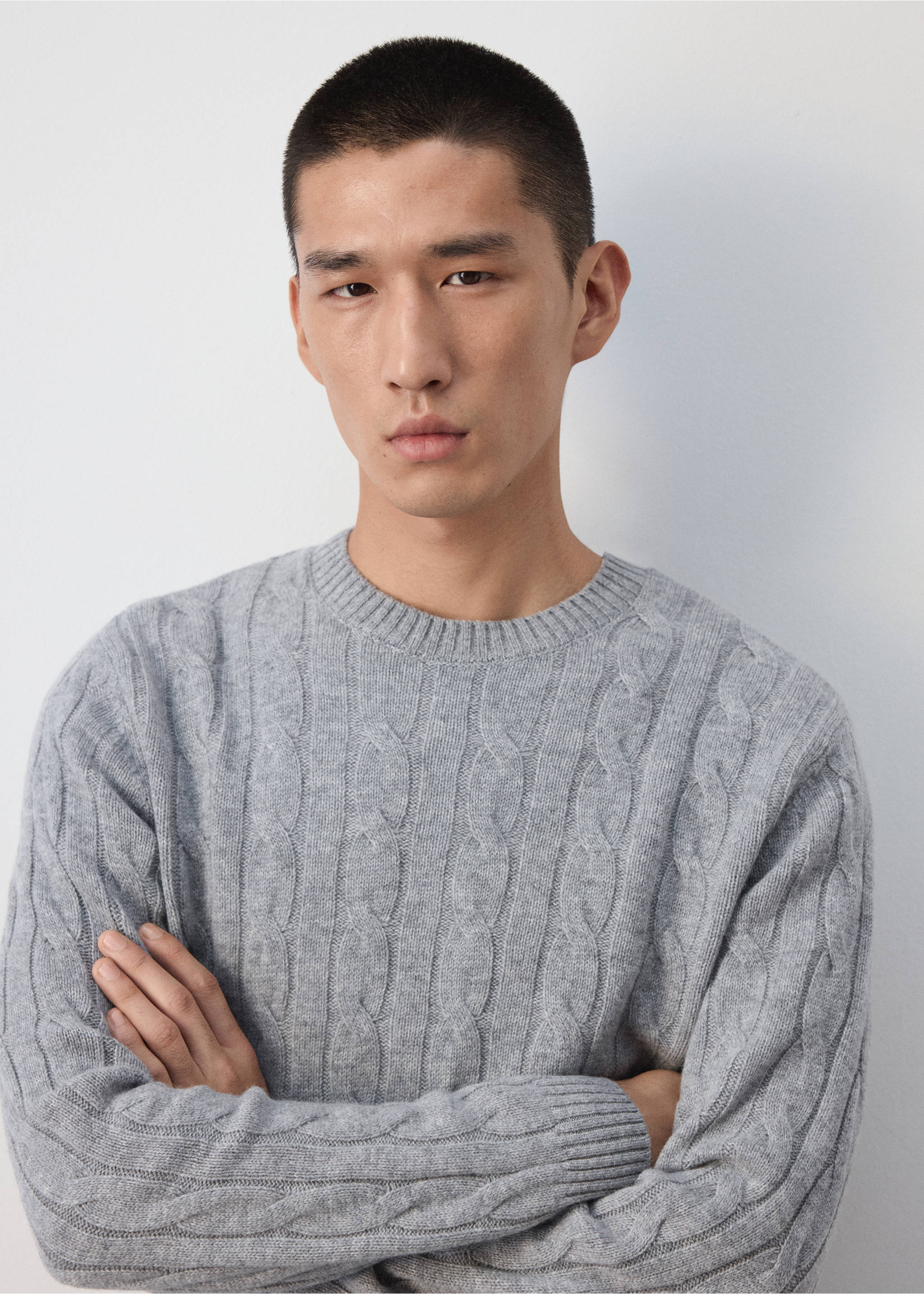 Grey cable-knit jumper with a ribbed crew neck., Medium Heather Grey. Ref: 37057886-00.
