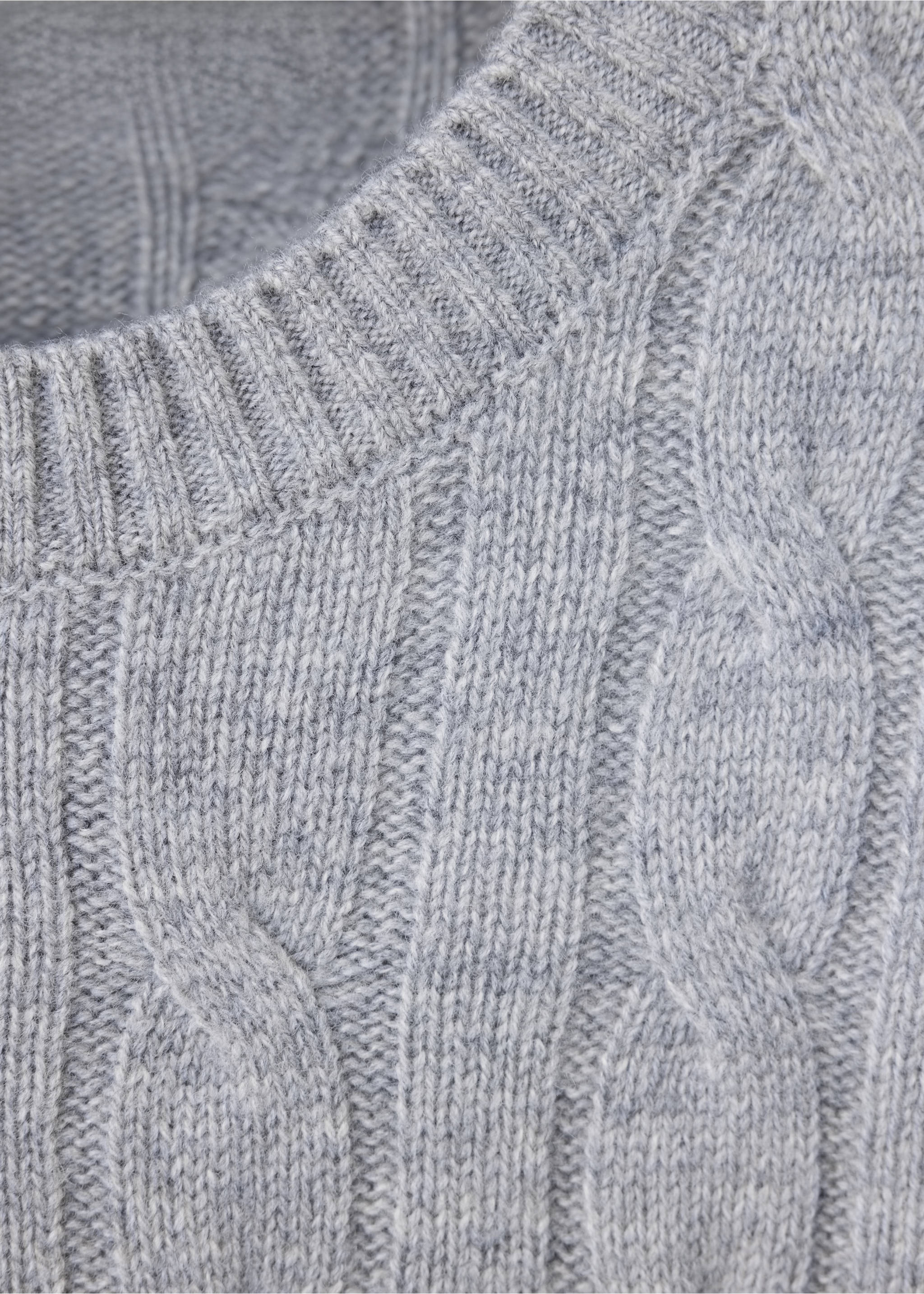 Grey cable-knit jumper close-up showing the ribbed crew neckline., Medium Heather Grey. Ref: 37057886-00.