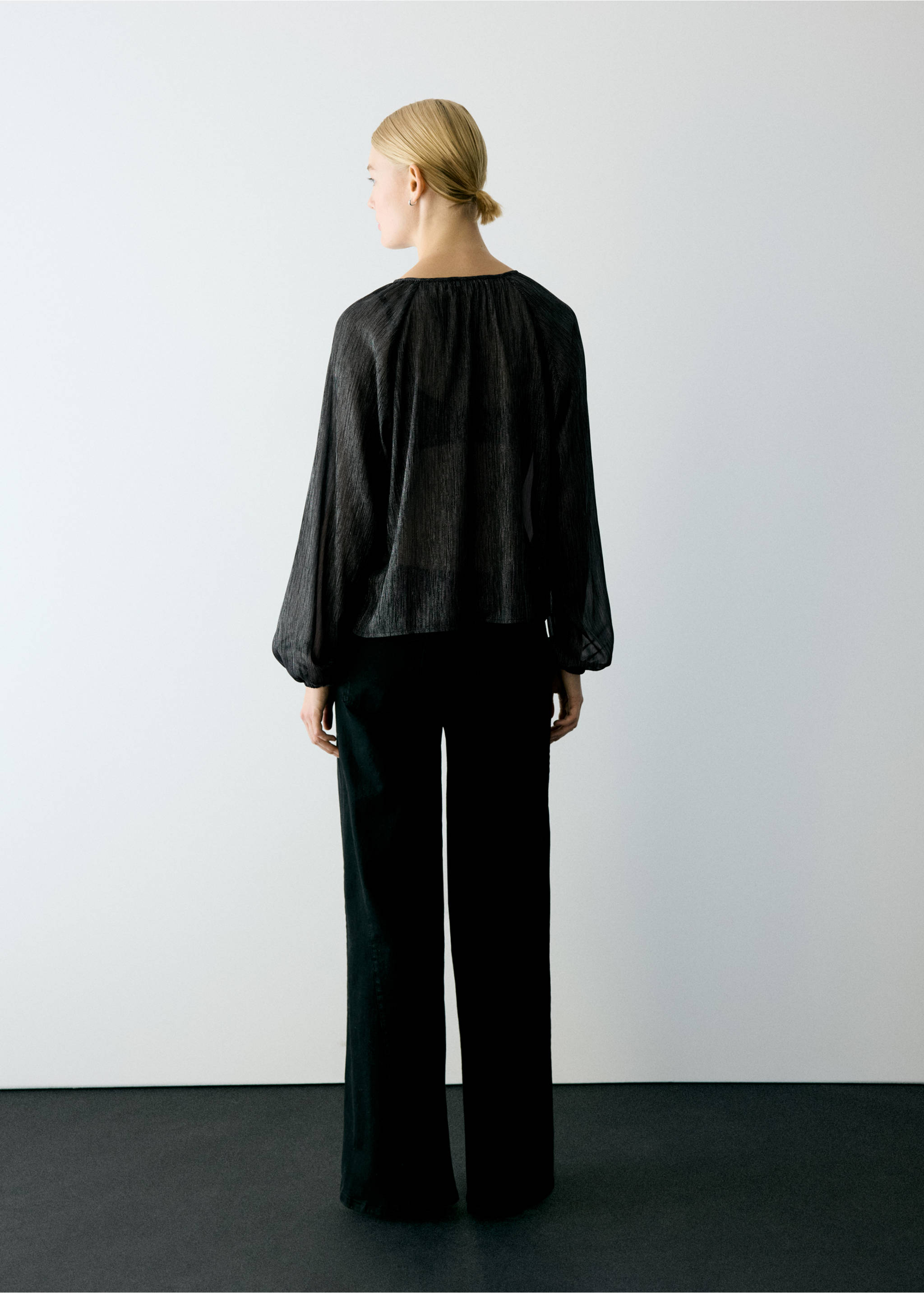 Blouse en fil métallisé détail boutons - Verso de l’article, Noir. Ref: 37057906-00.